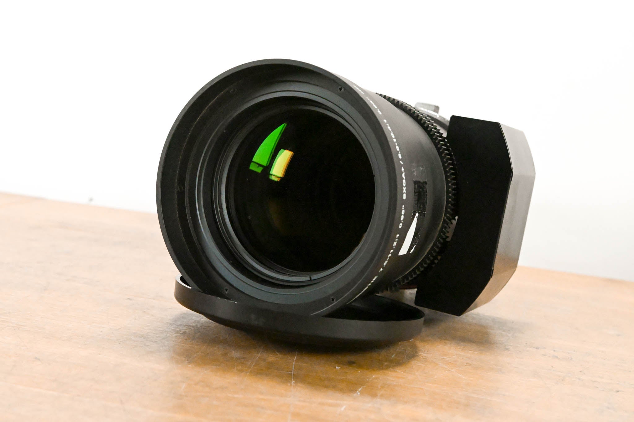 Christie 7.5-11.2:1 0.95" SXGA+ / 6.9-10.4:1 0.95" HD Zoom Lens