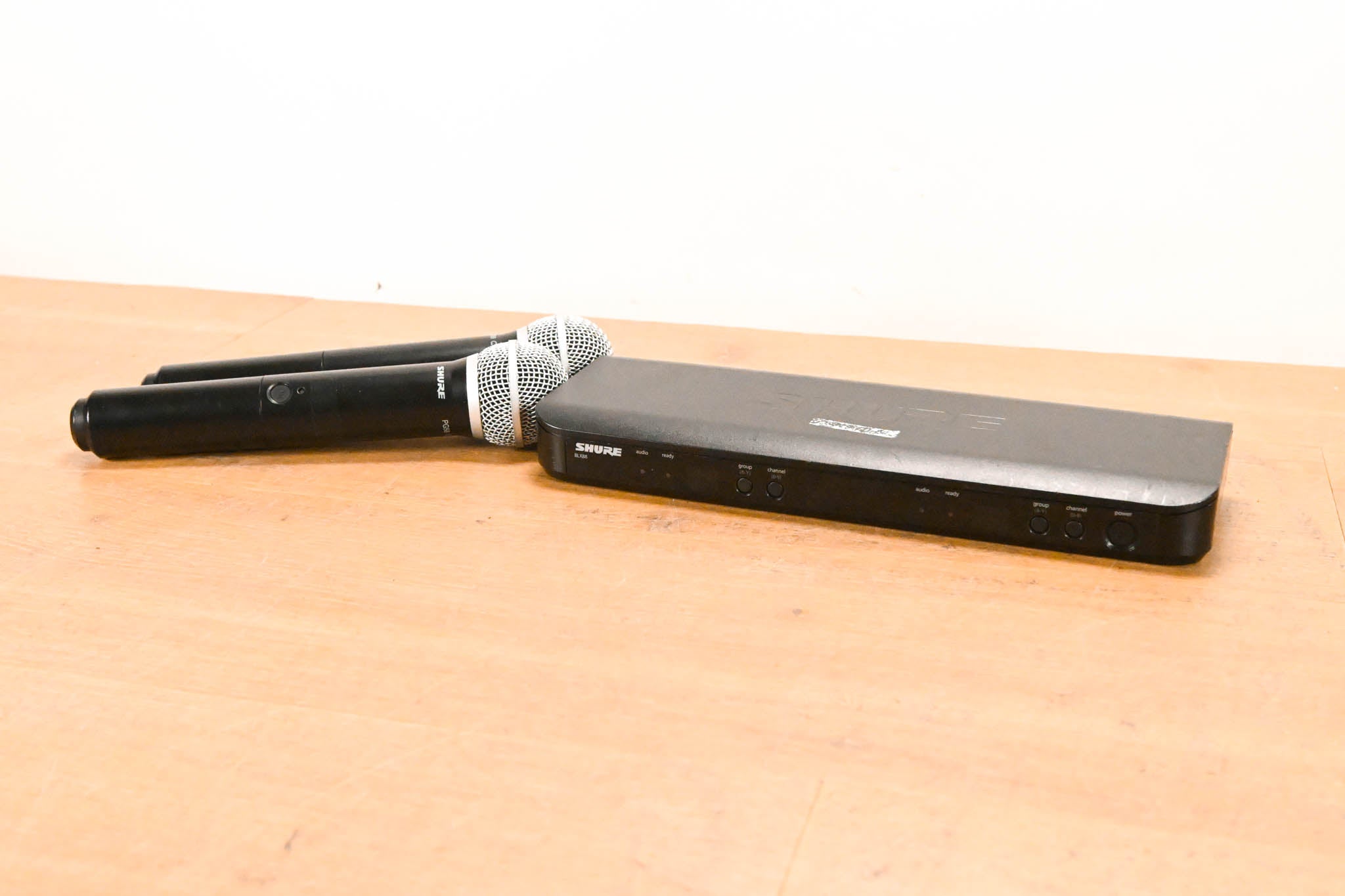 Shure BLX288/PG58 Handheld Wireless System - J10 Band (NO POWER SUPPLY)