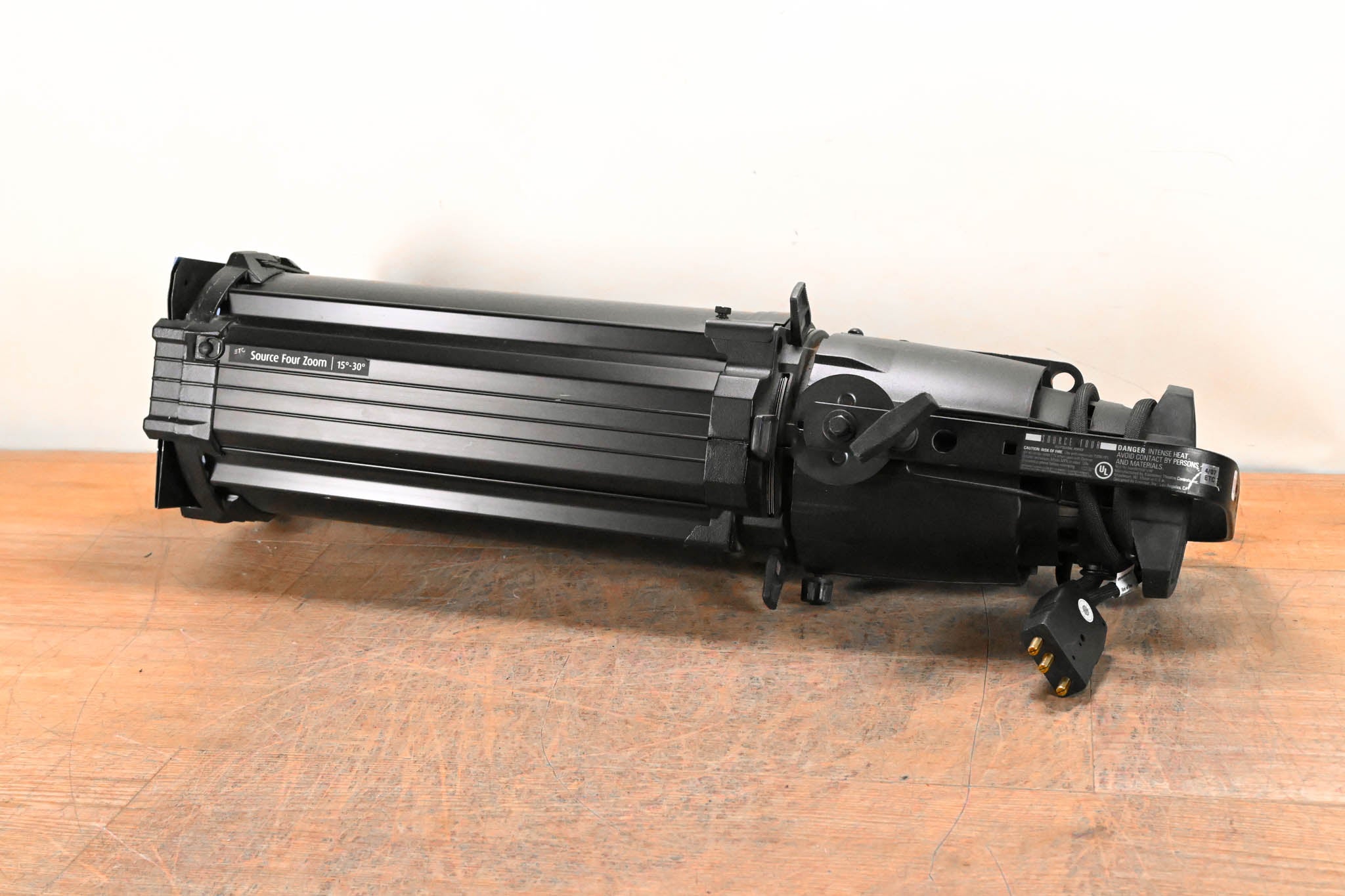 ETC Source Four Zoom 15-30 Degree 750 Ellipsoidal Light