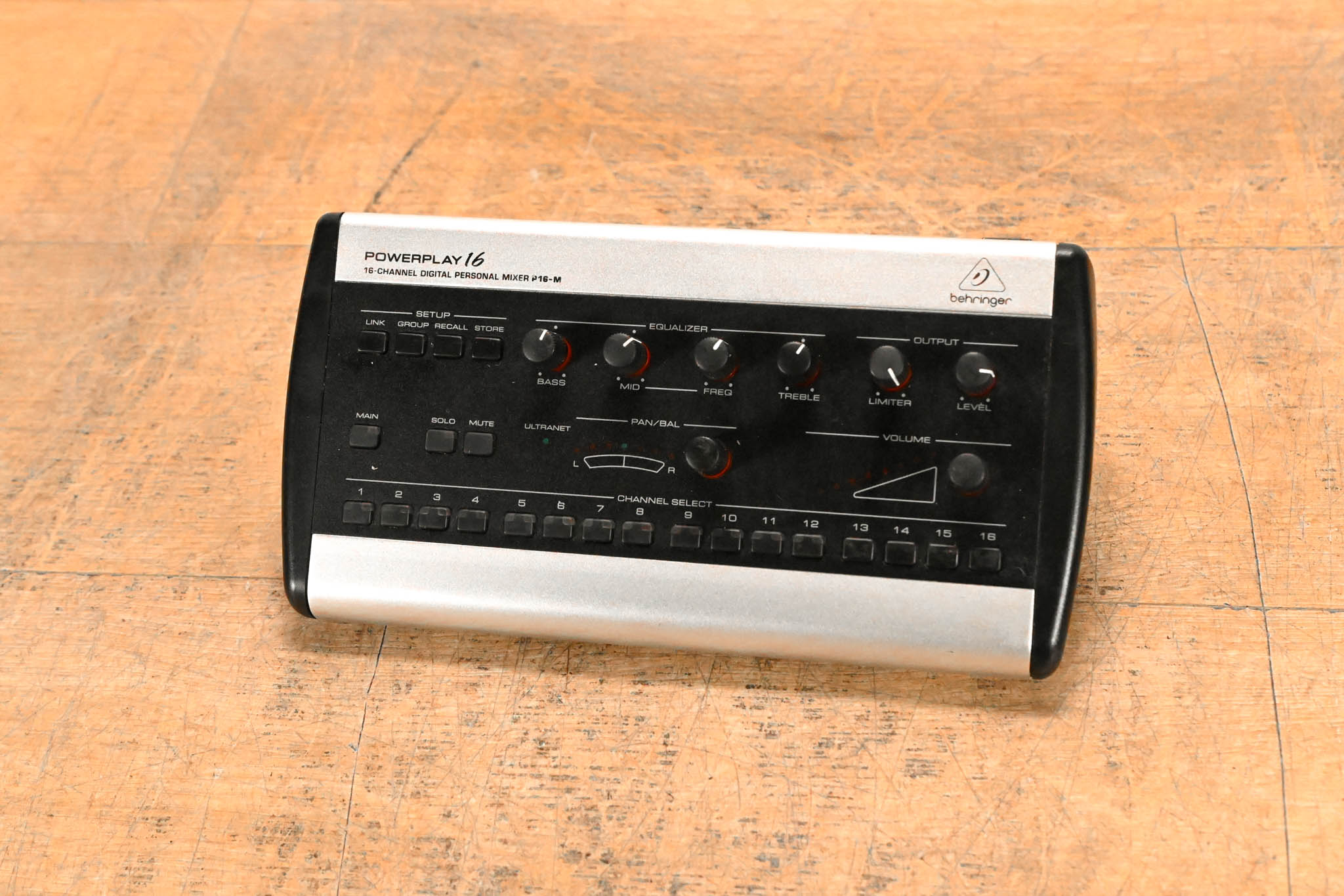 Behringer Powerplay P16-M 16-Channel Digital Personal Mixer