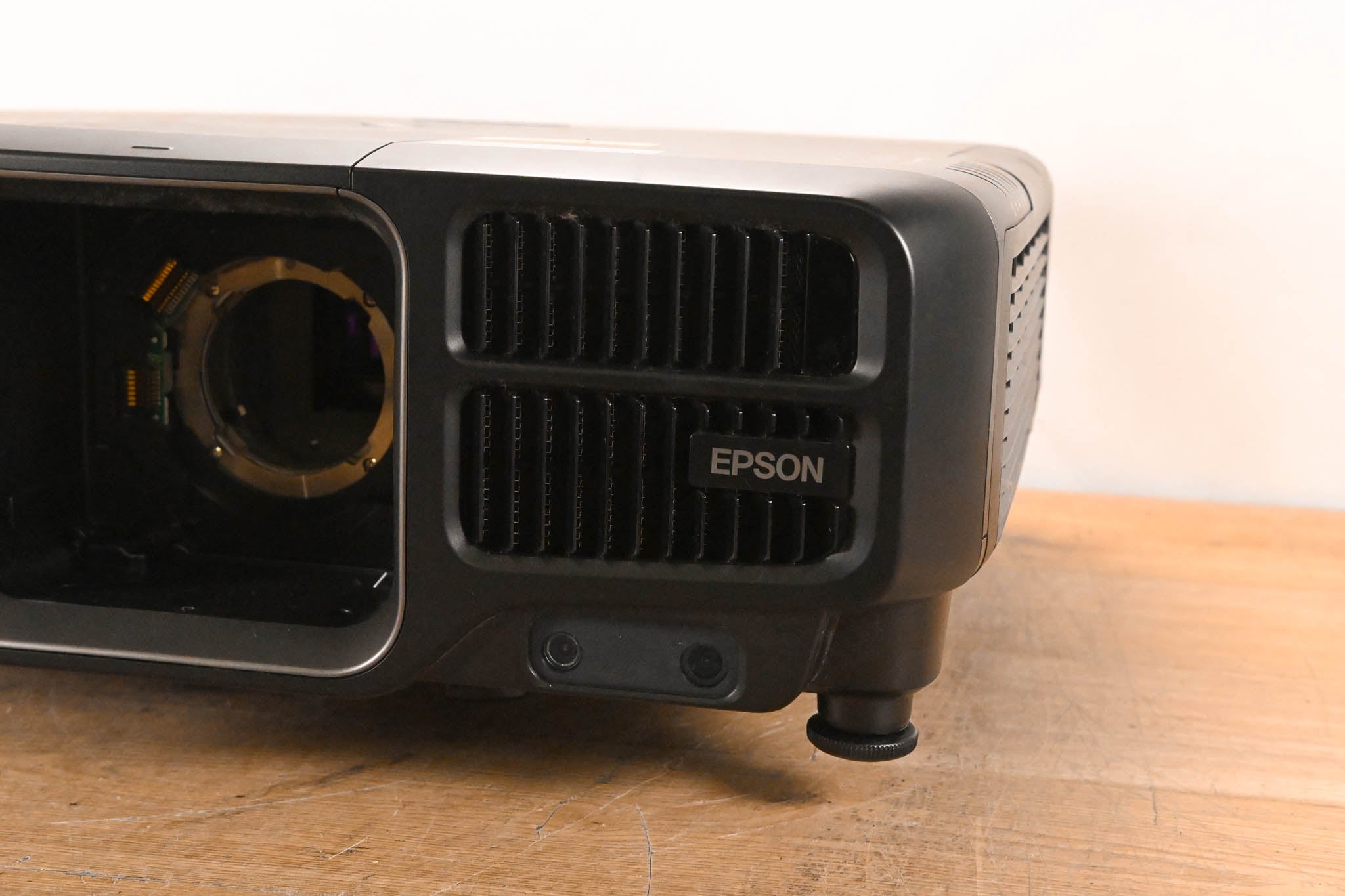 Epson Pro L1405U 8,000-Lumen Laser WUXGA 3LCD Projector
