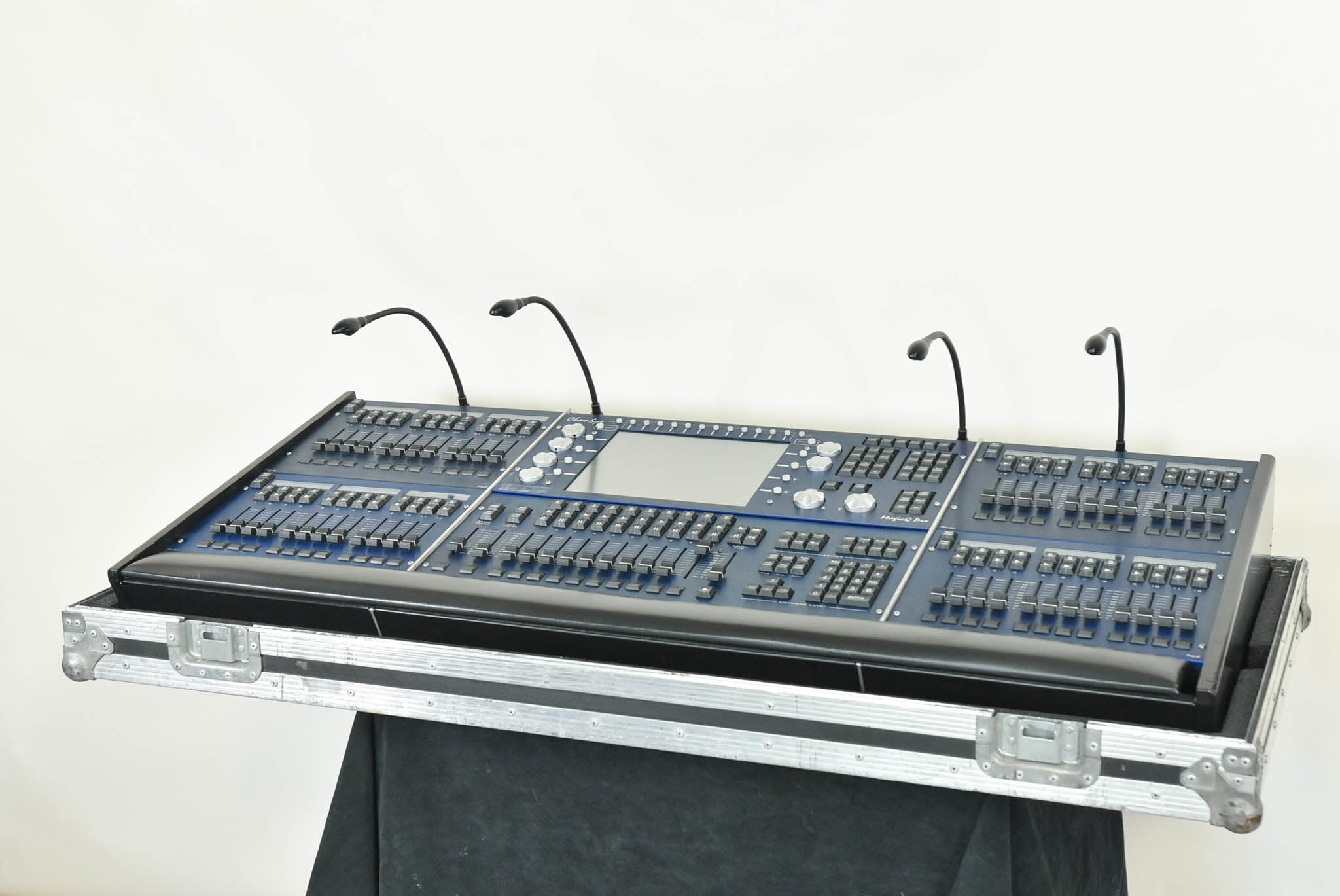 ChamSys MagicQ MQ300 Pro Lighting Control Console with Case