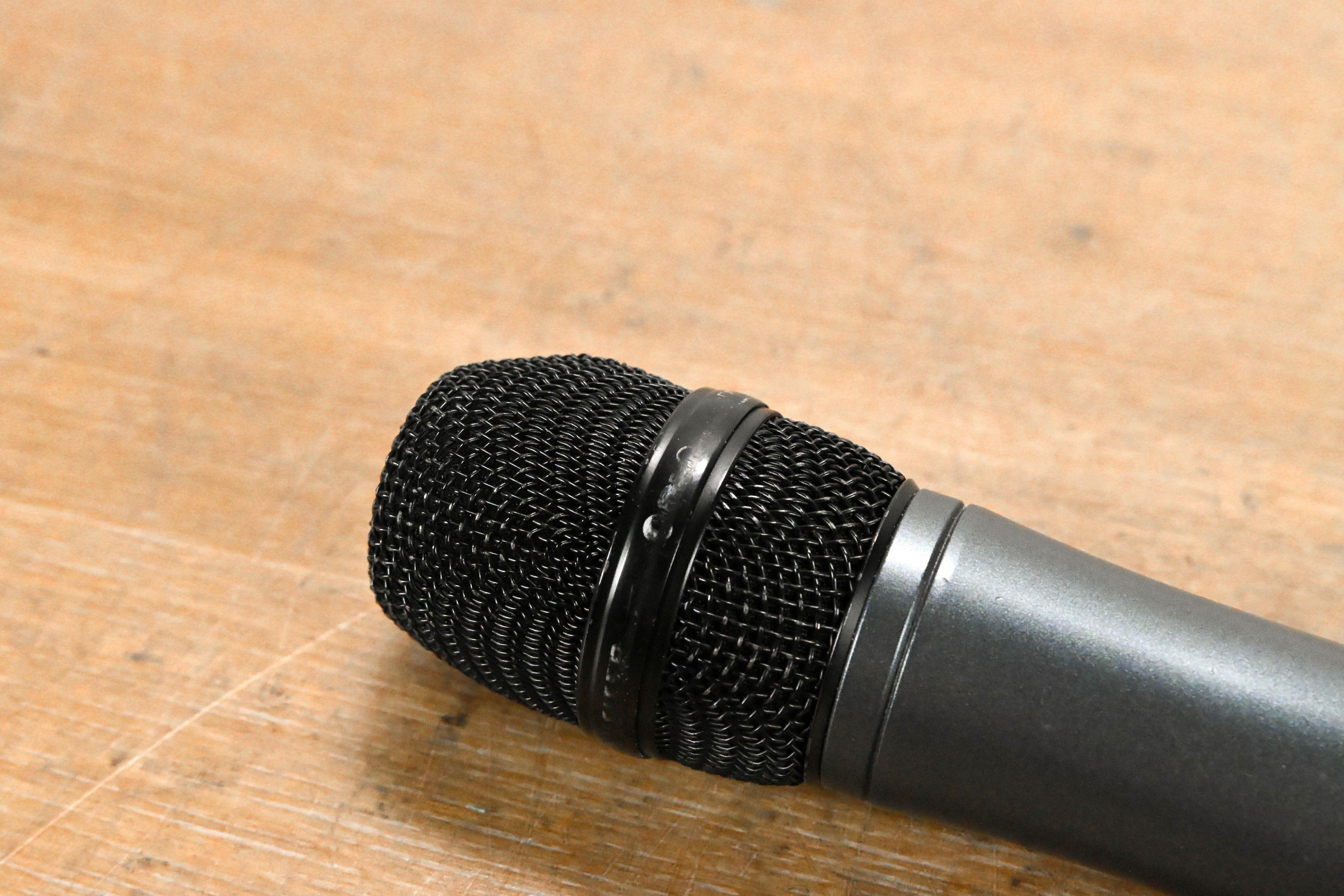 Sennheiser SKM 300 G3 Wireless Handheld Transmitter - B Band: 626-668MHz
