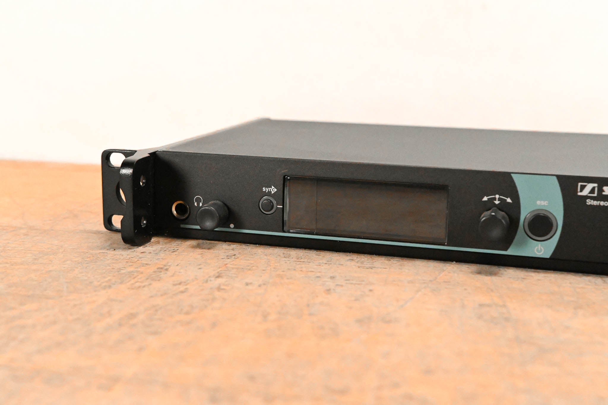 Sennheiser SR 2050XP IEM Dual Wireless Transmitter - Gw1: 558-626 MHz