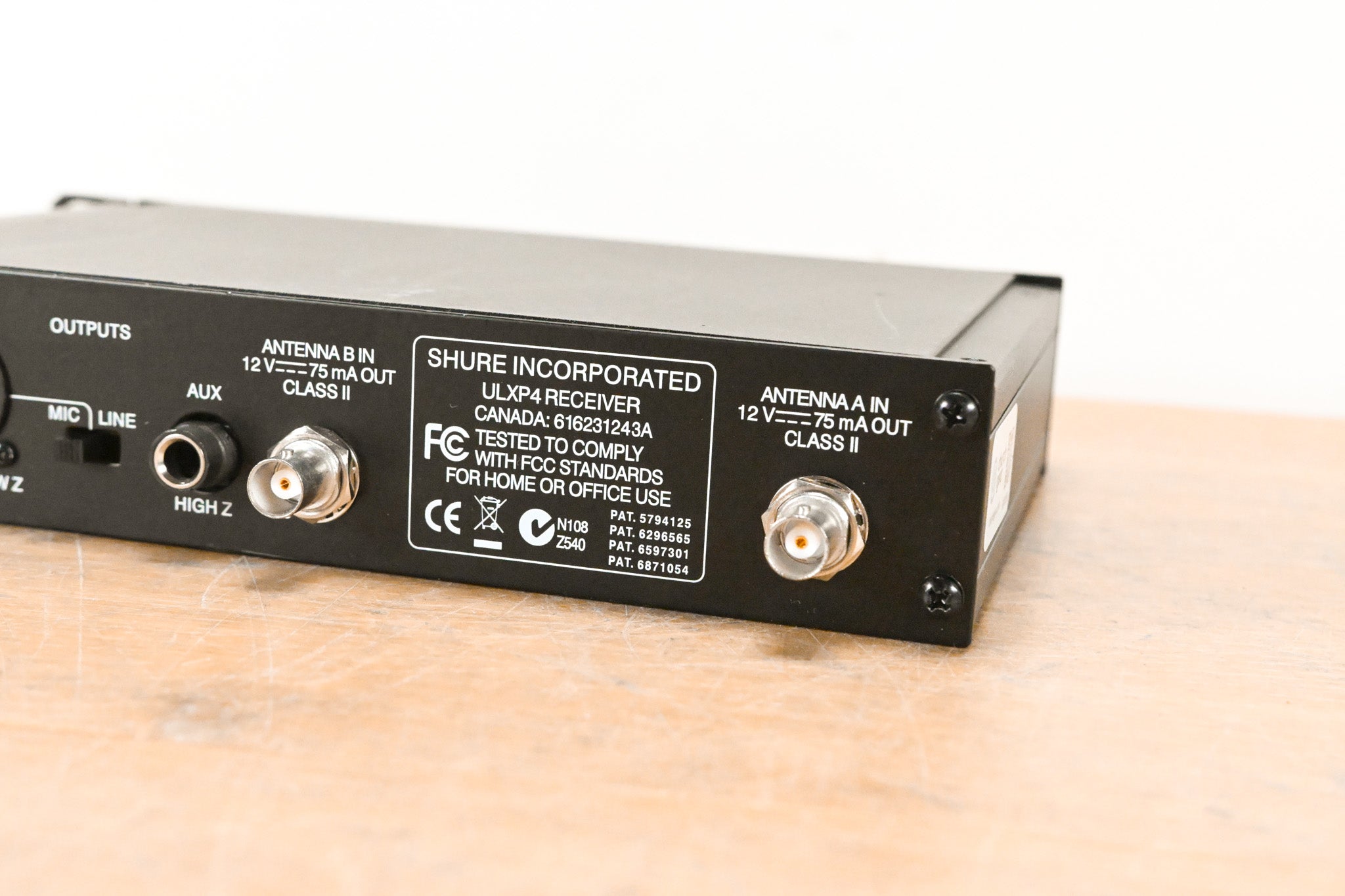 Shure ULXP24/58 Handheld Wireless System - J1 Band (NO POWER SUPPLY)