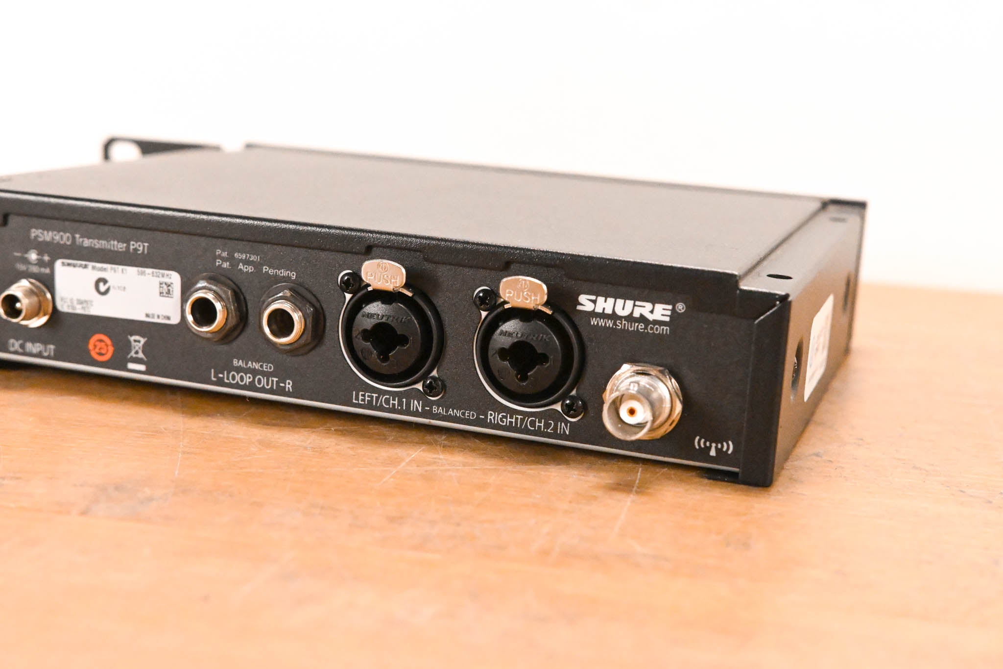 Shure PSM 900 Wireless IEM System K1 Band: 596-632MHz NO POWER SUPPLY