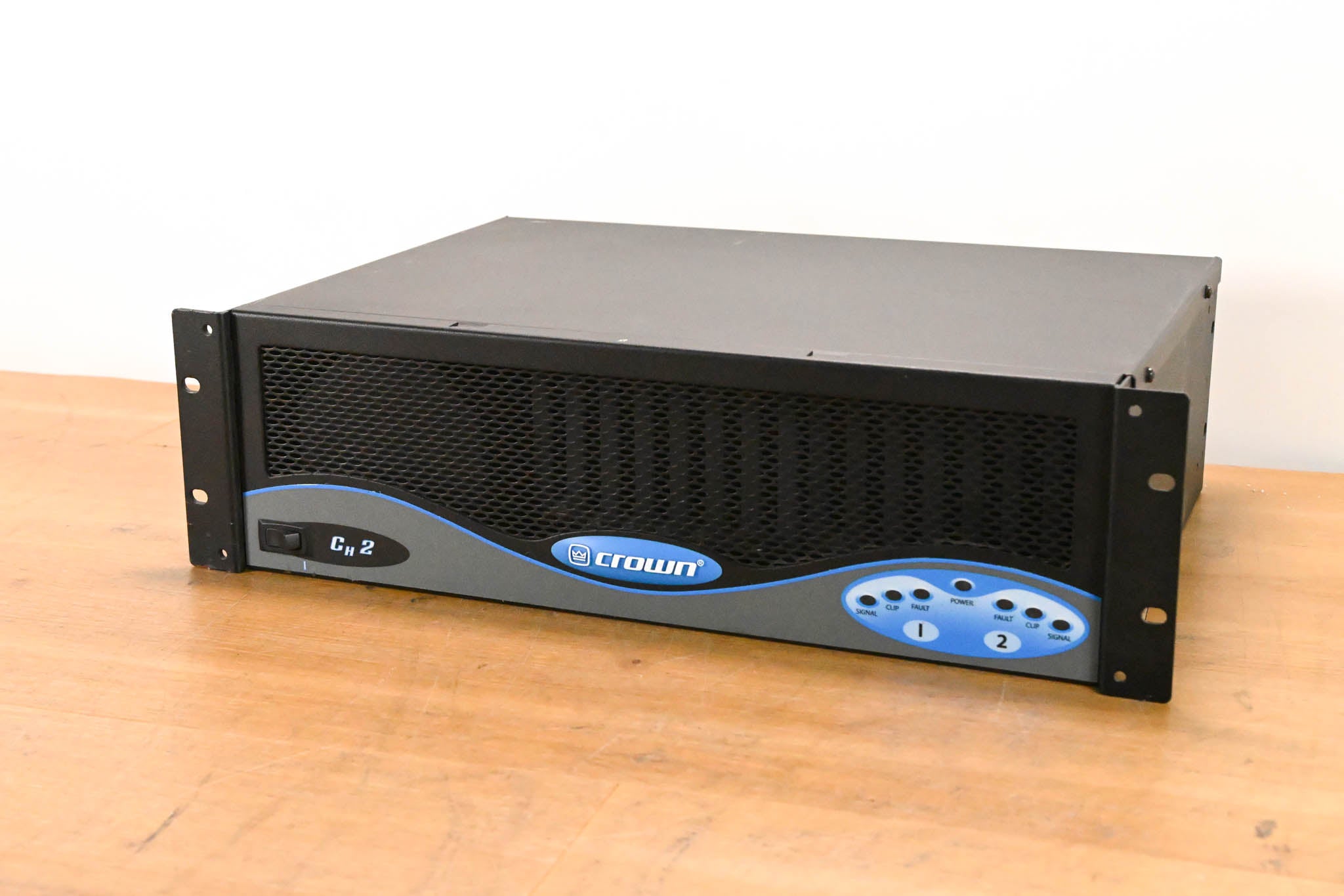 Crown CH2 Contractor Series 2-Channel Power Amplifier