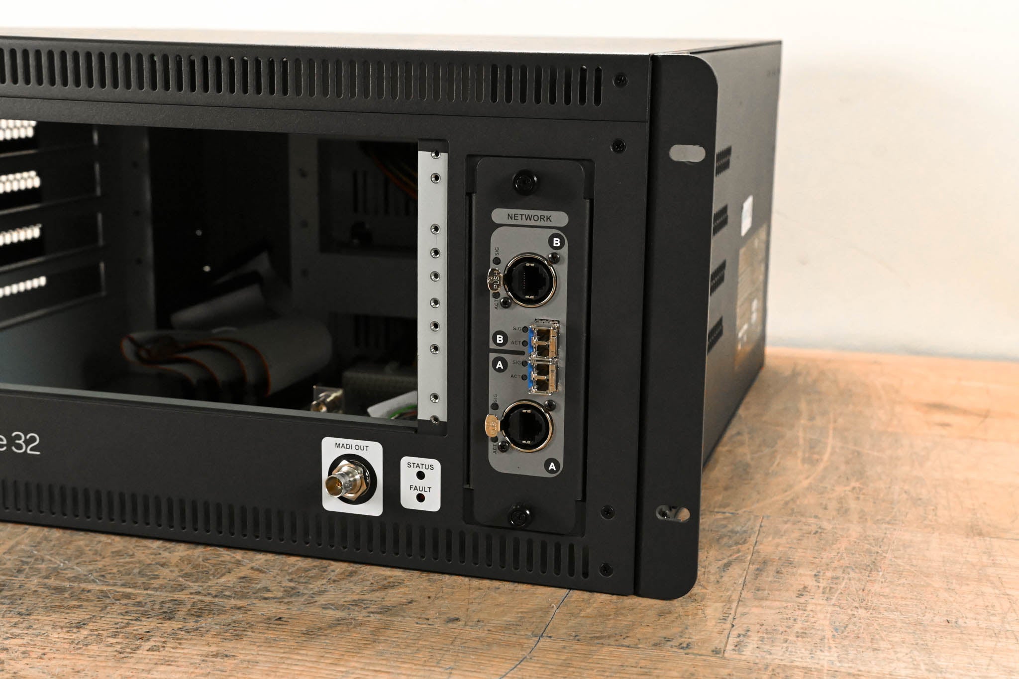 AVID VENUE Stage 32 I/O Rack (Empty)