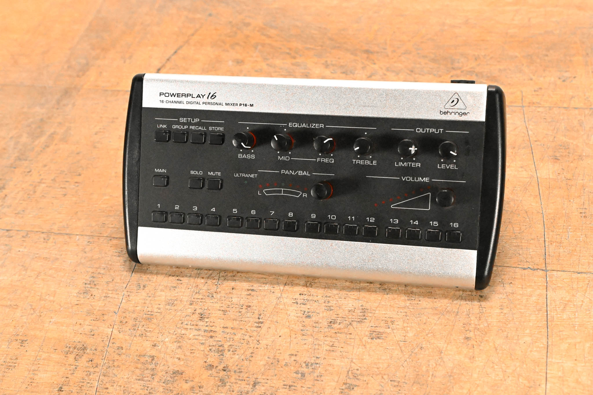Behringer Powerplay P16-M 16-Channel Digital Personal Mixer