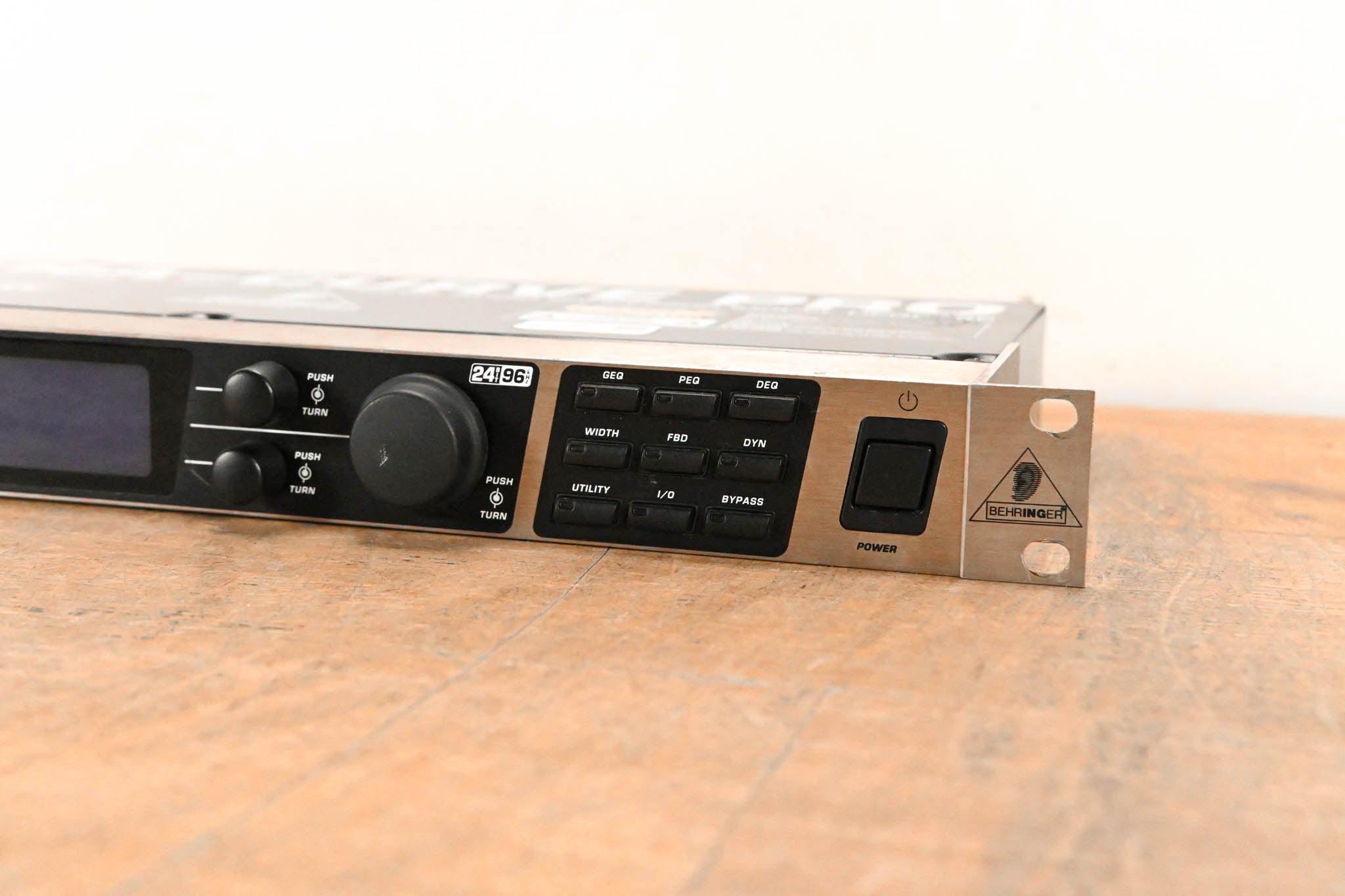 Behringer Ultracurve Pro DEQ2496 Equalizer and Mastering Processor