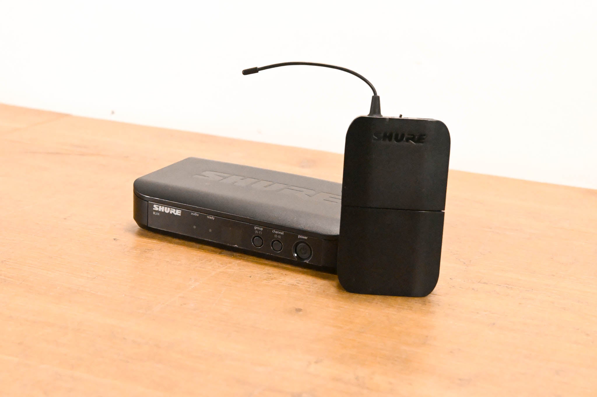 Shure BLX14 Bodypack Wireless System - H8 Band 518-542 MHz (NO PSU)