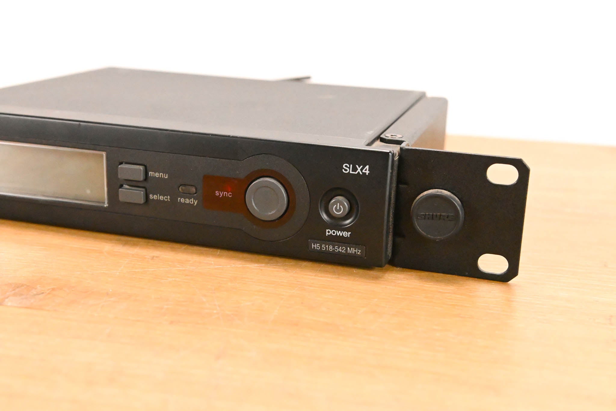 Shure SLX4 Wireless Receiver - H5 Band: 518-542 MHz (NO POWER SUPPLY)