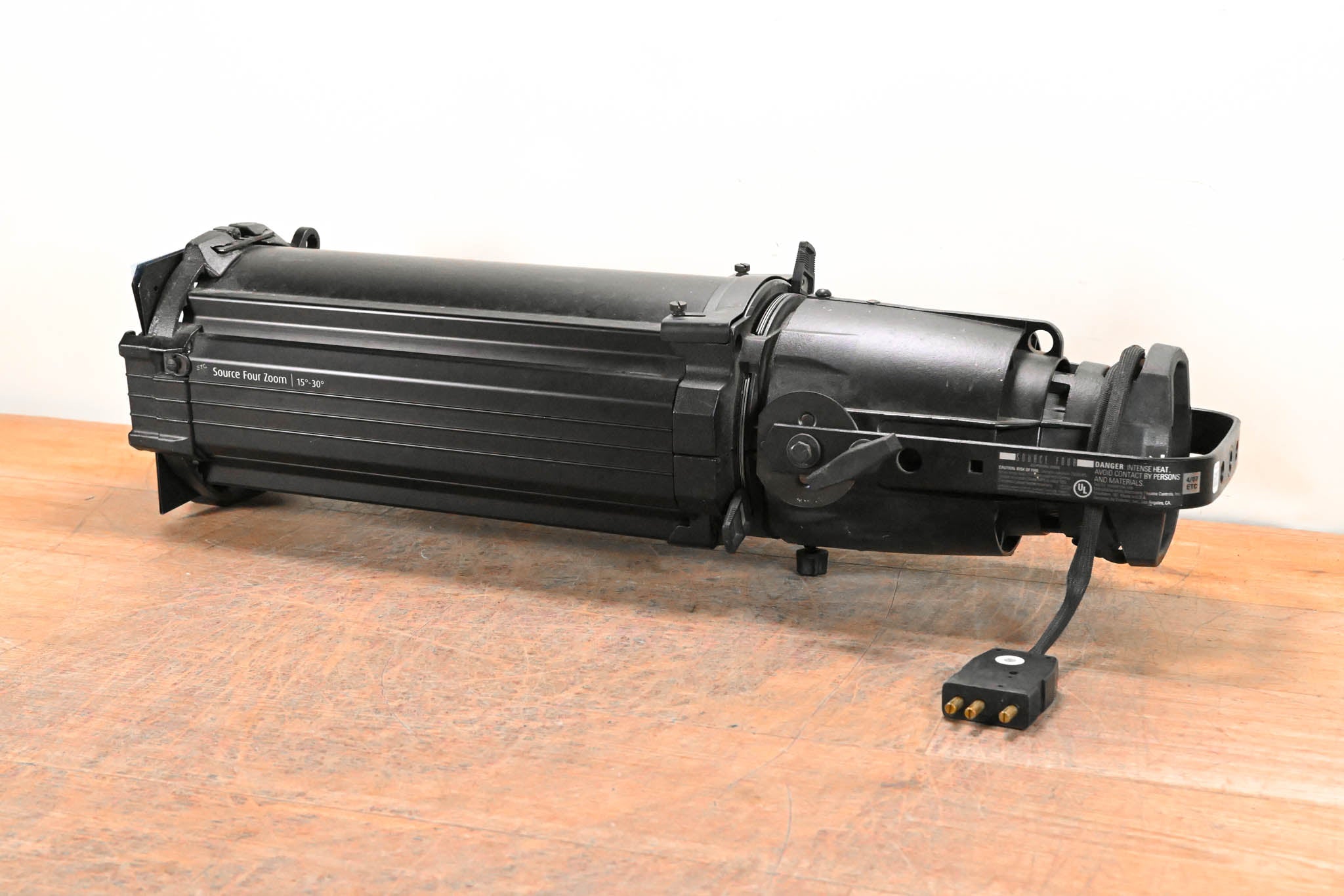 ETC Source Four Zoom 15-30 Degree 750 Ellipsoidal Light