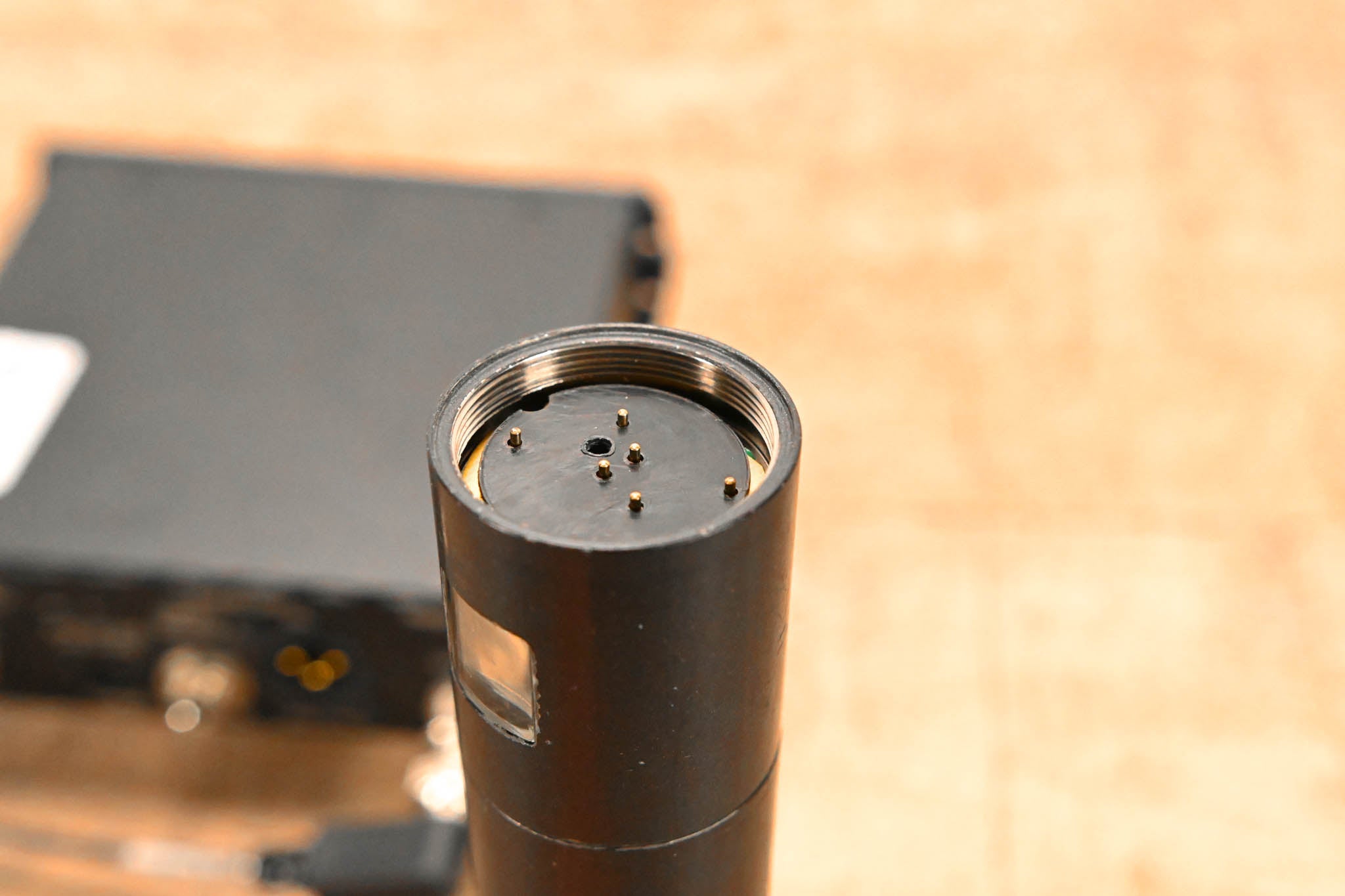 Lectrosonics R400A Receiver w/ HH E Transmitter - Block 470 (NO PSU)