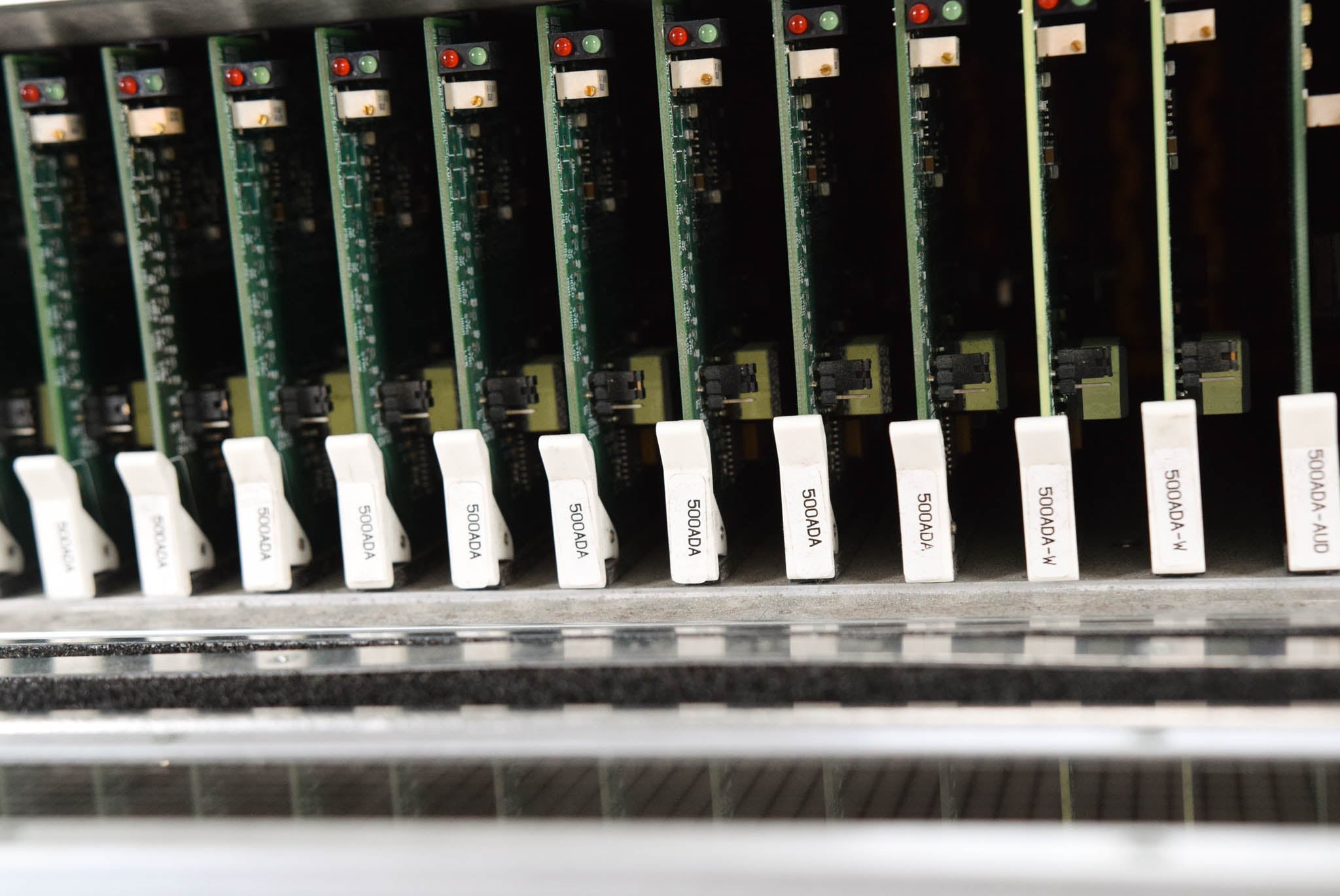 Evertz 500FR Compact High Density Video Distribution Frame with Cards