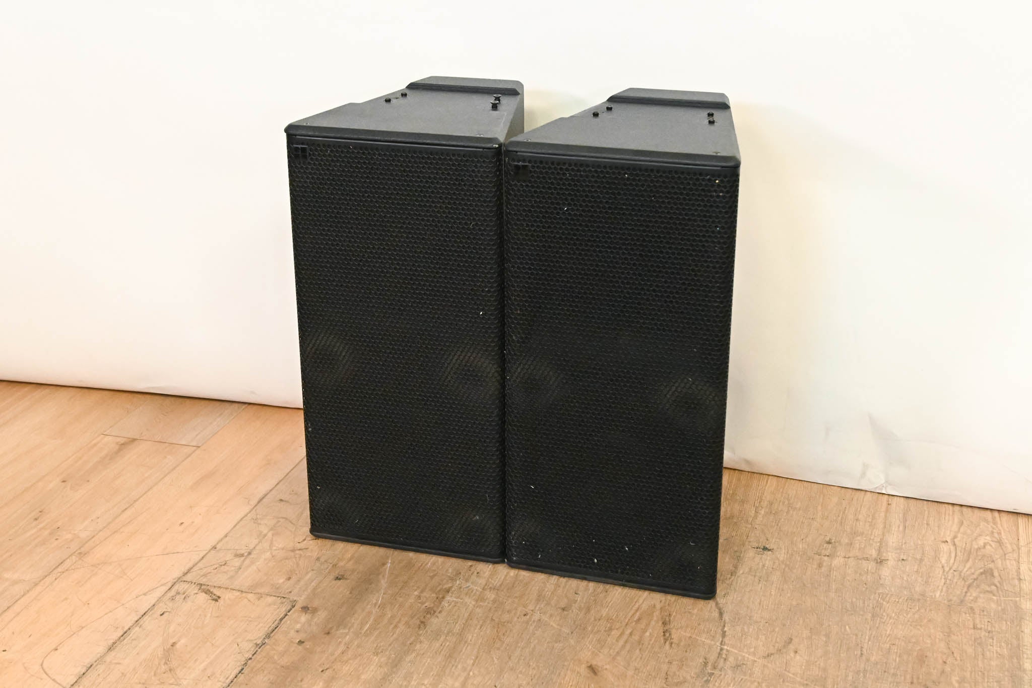 d&b audiotechnik 10AL Installation Two-Way Line Array Loudspeaker (PAIR)