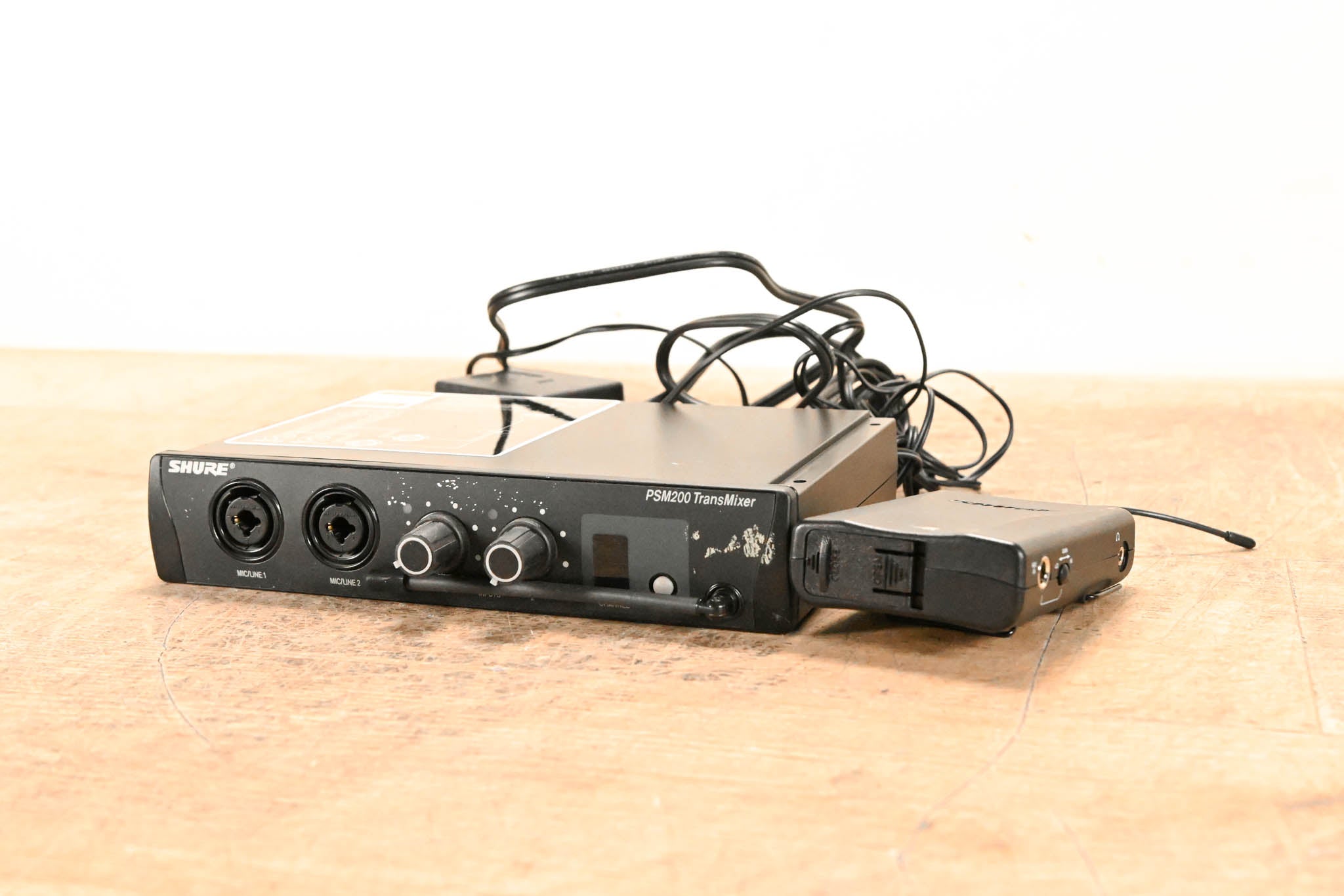 Shure PSM200 In-Ear Personal Monitoring System - H2 Band: 518-554 MHz