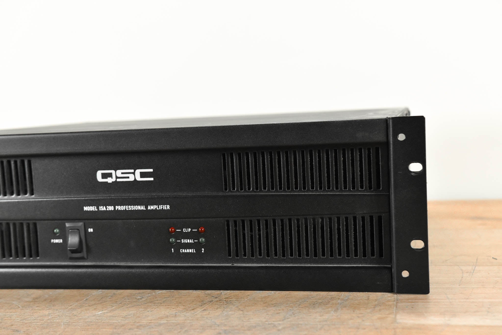 QSC ISA280 2-Channel Installation Power Amplifier