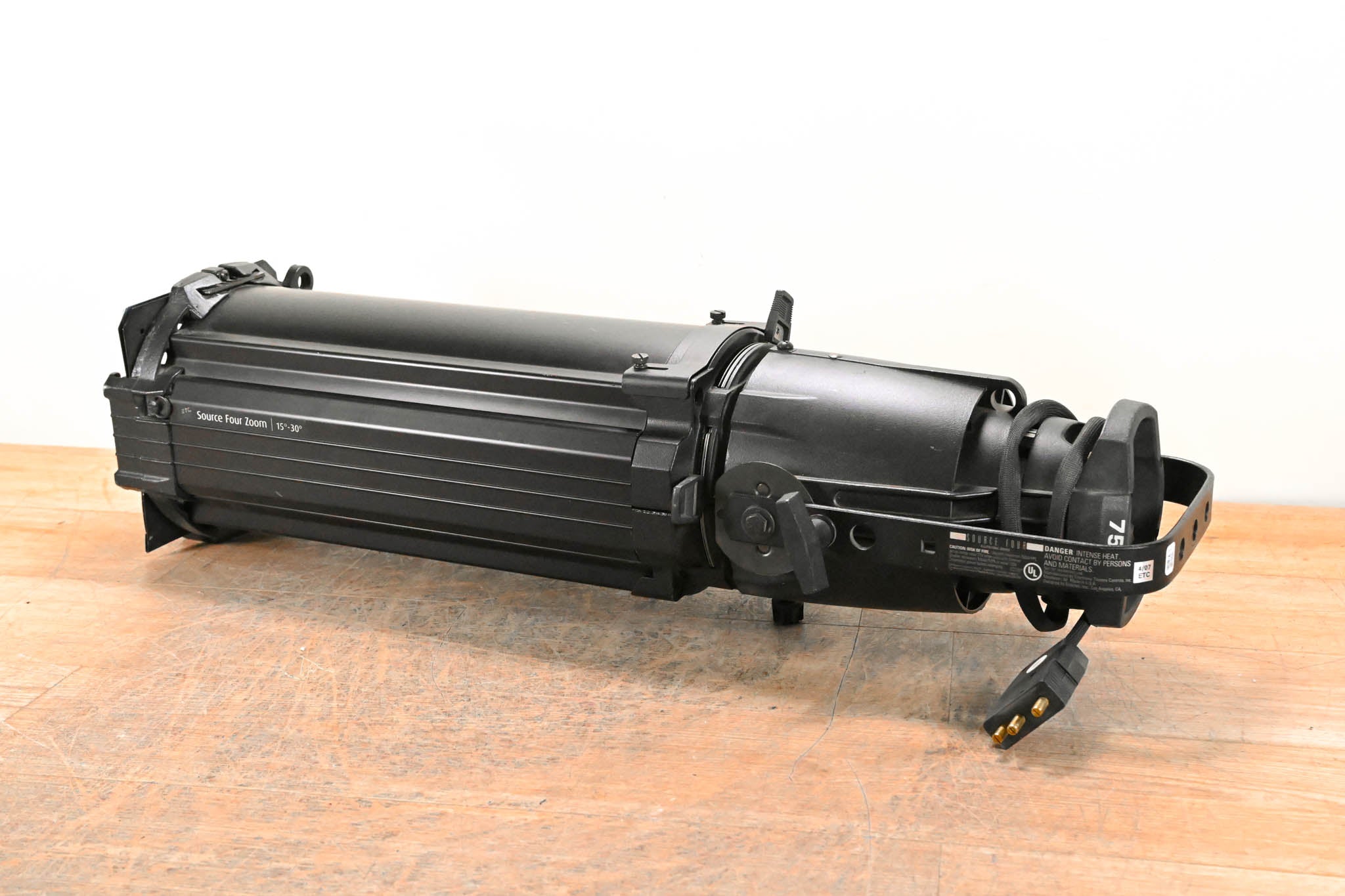 ETC Source Four Zoom 15-30 Degree 750 Ellipsoidal Light
