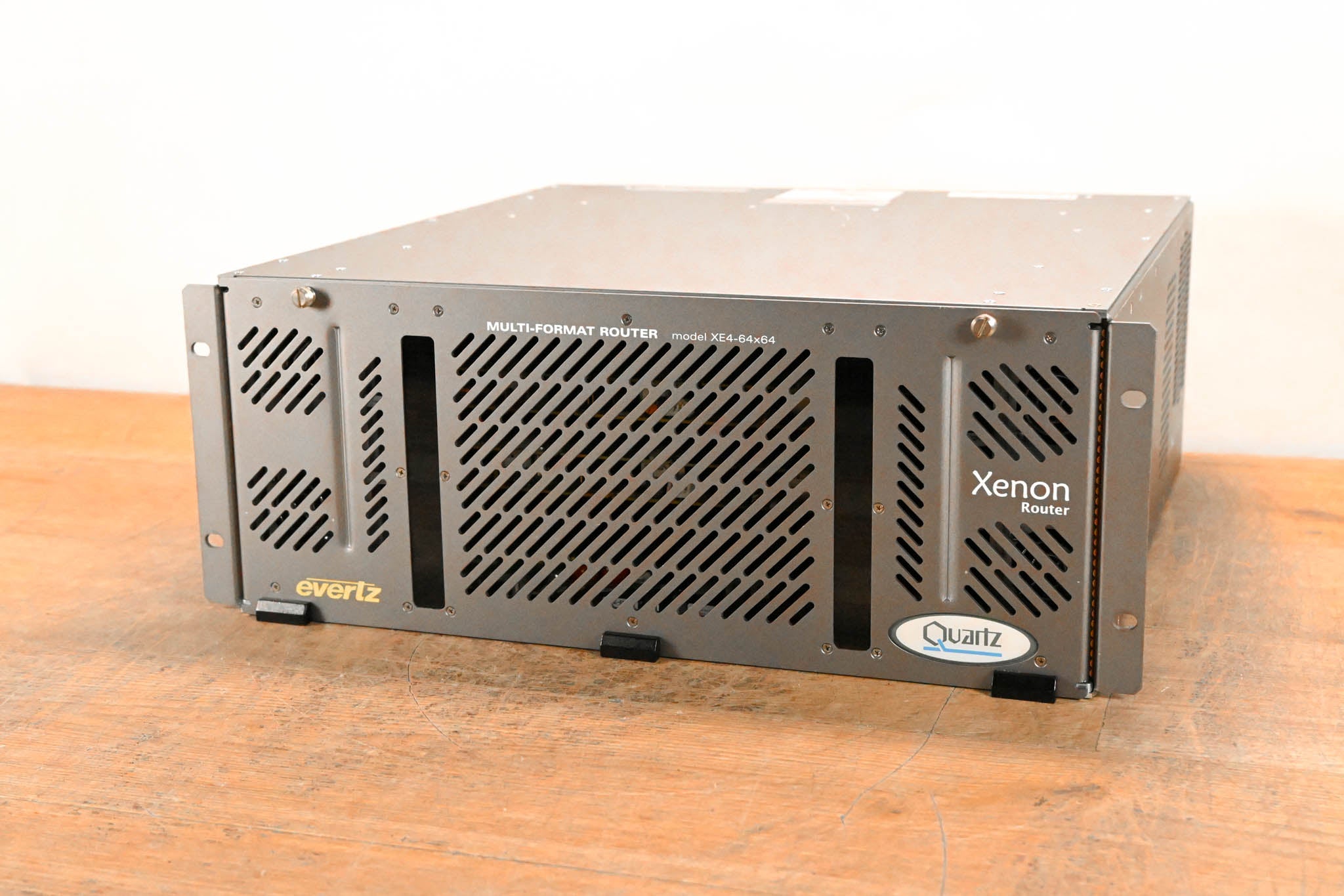Evertz XE4-64x64 Xenon Multi–Format Router
