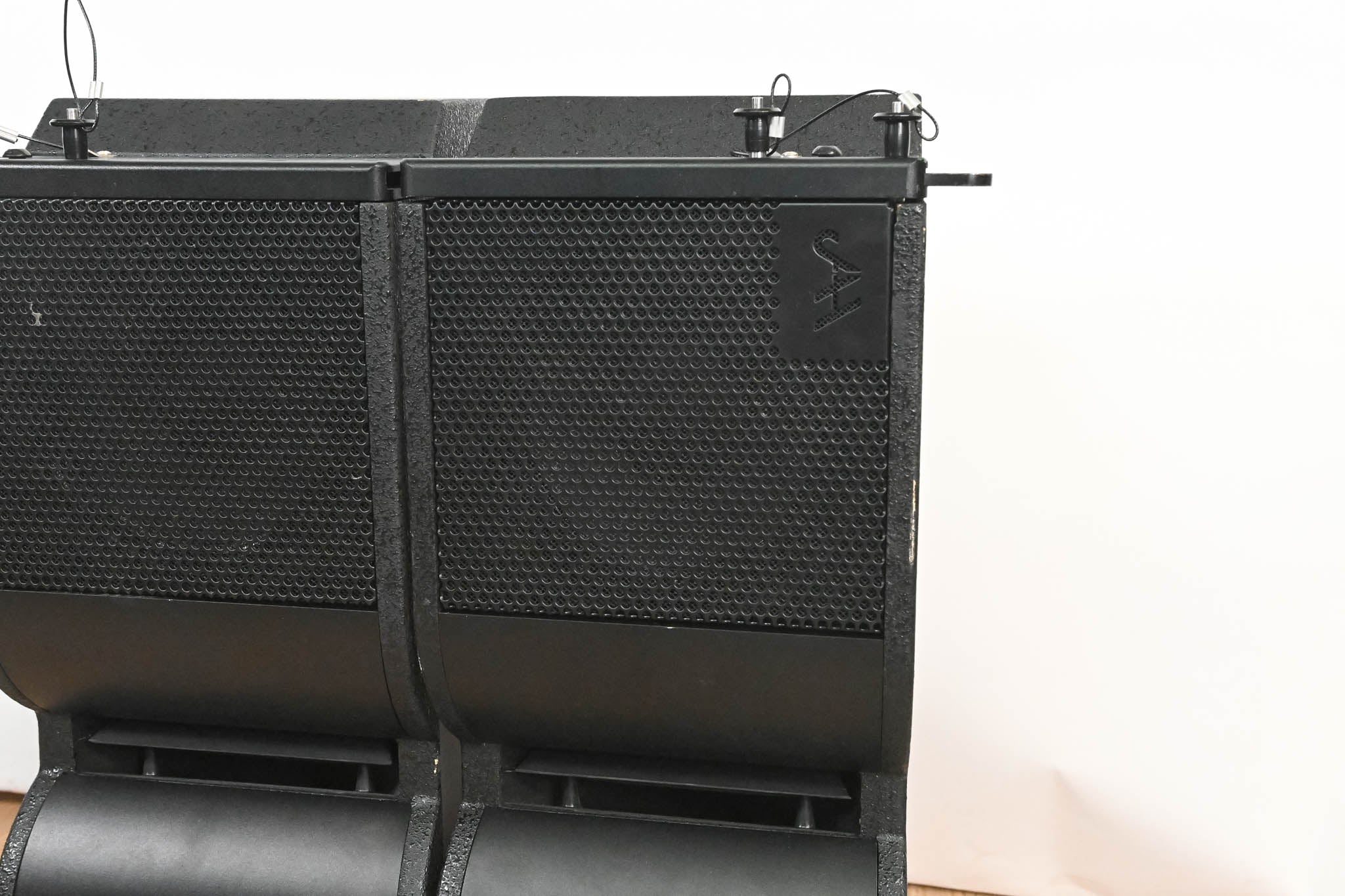 JAH Audio JLA208 Pro Tri-Amplified Passive Line Array (PAIR)