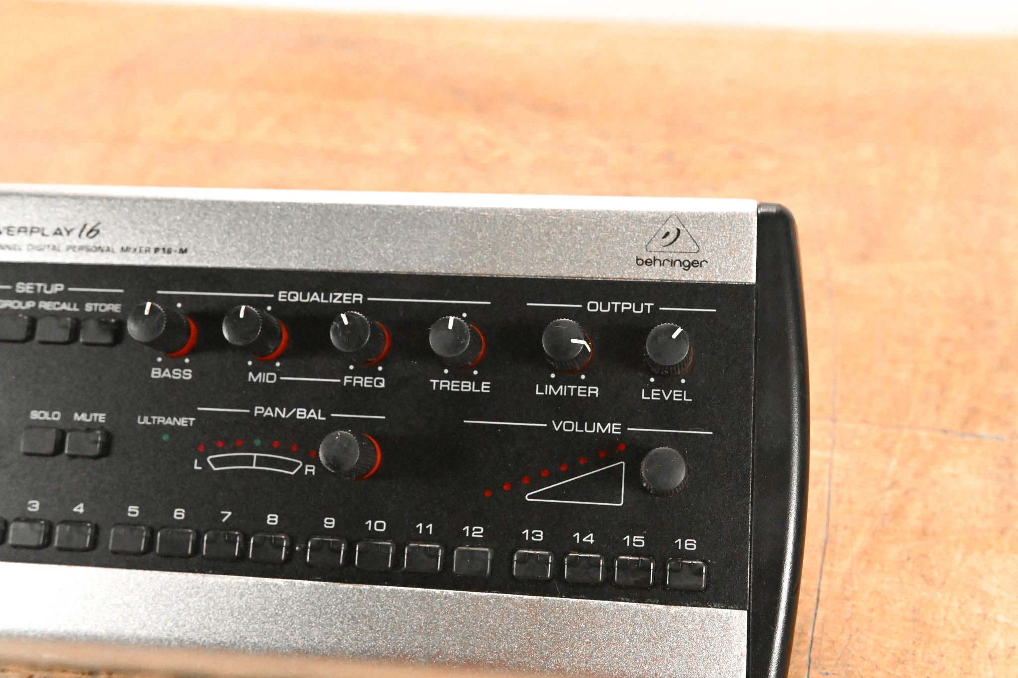 Behringer Powerplay P16-M 16-Channel Digital Personal Mixer