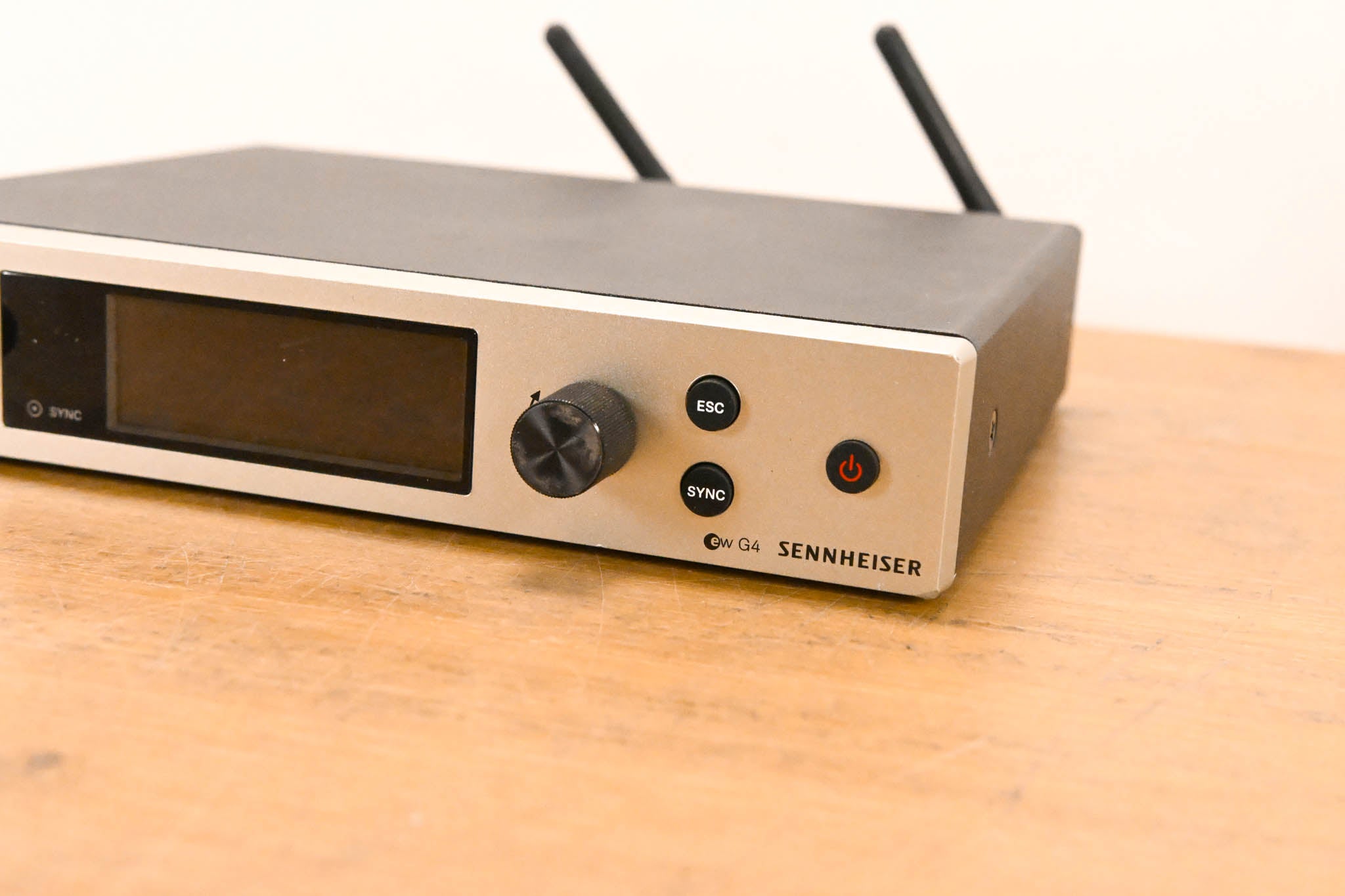 Sennheiser EW 500 G4-935 Handheld Microphone System - AW+ Band (NO PSU)