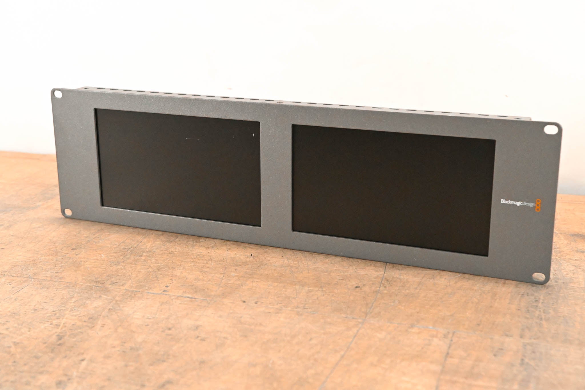 Blackmagic Design SmartScope Duo Dual 8-inch Monitors