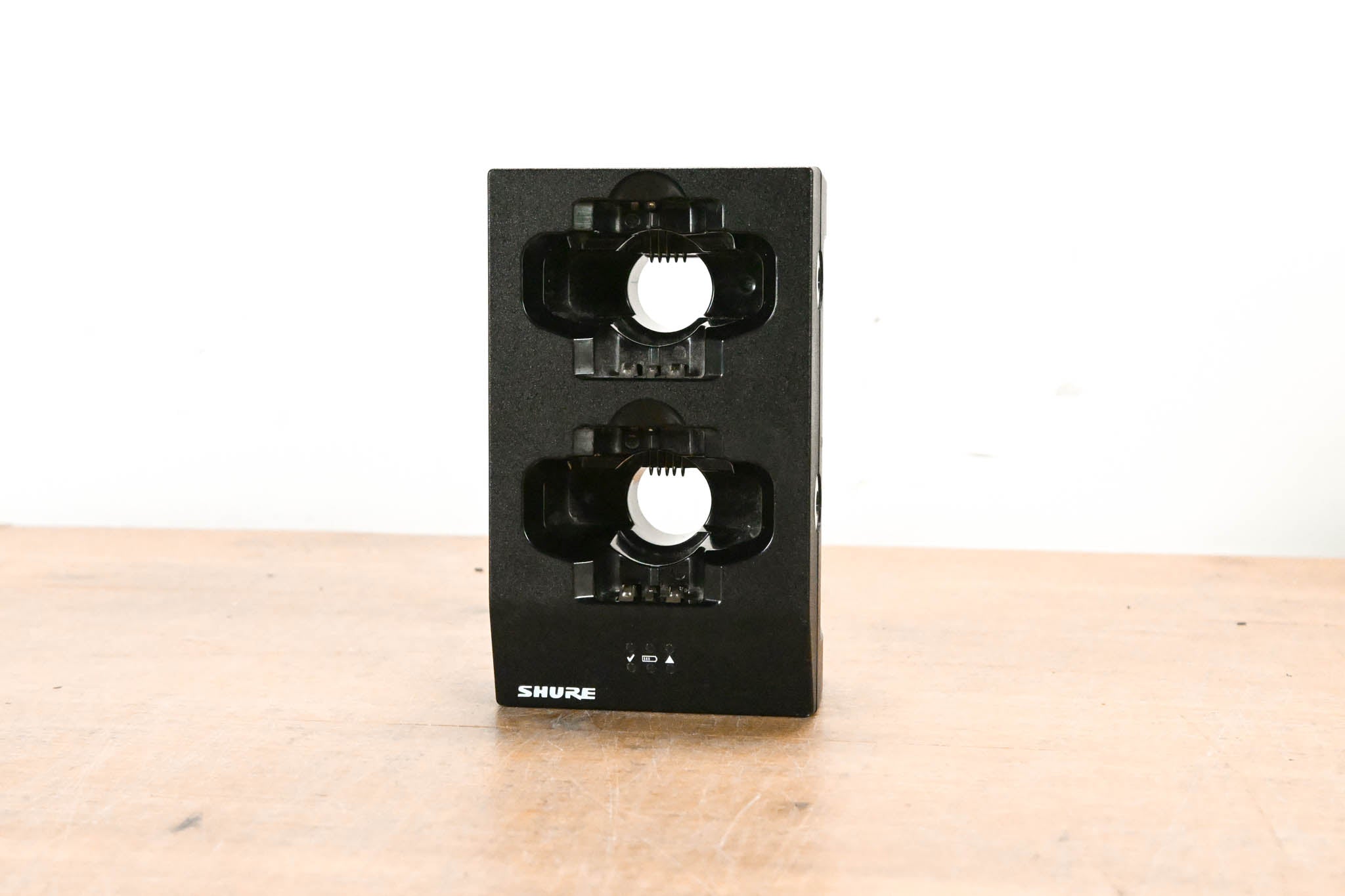 Shure SBC200 Dual Docking Recharging Station (NO POWER SUPPLY)