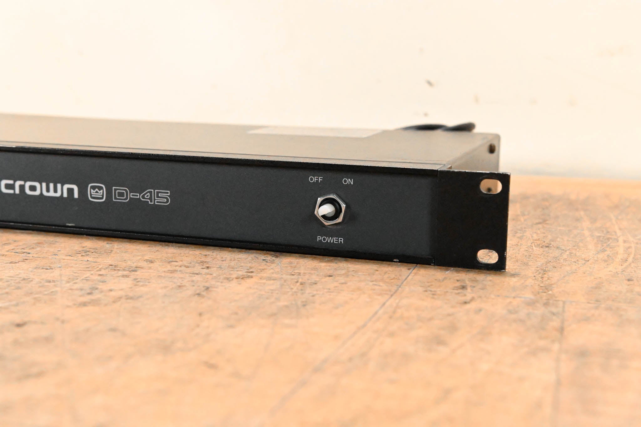 Crown D-45 Two-Channel, 35W Power Amplifier