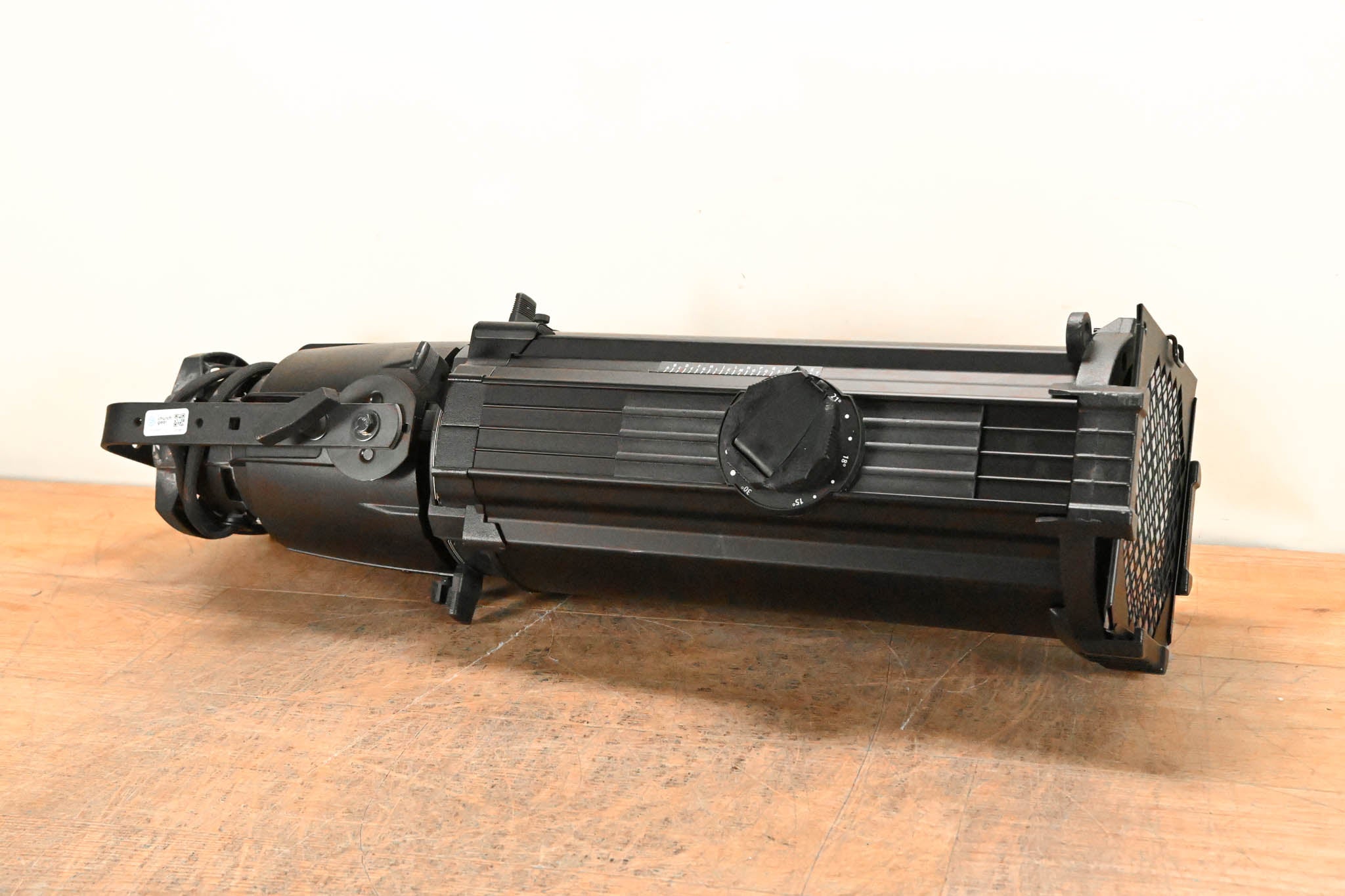 ETC Source Four Zoom 15-30 Degree 750 Ellipsoidal Light
