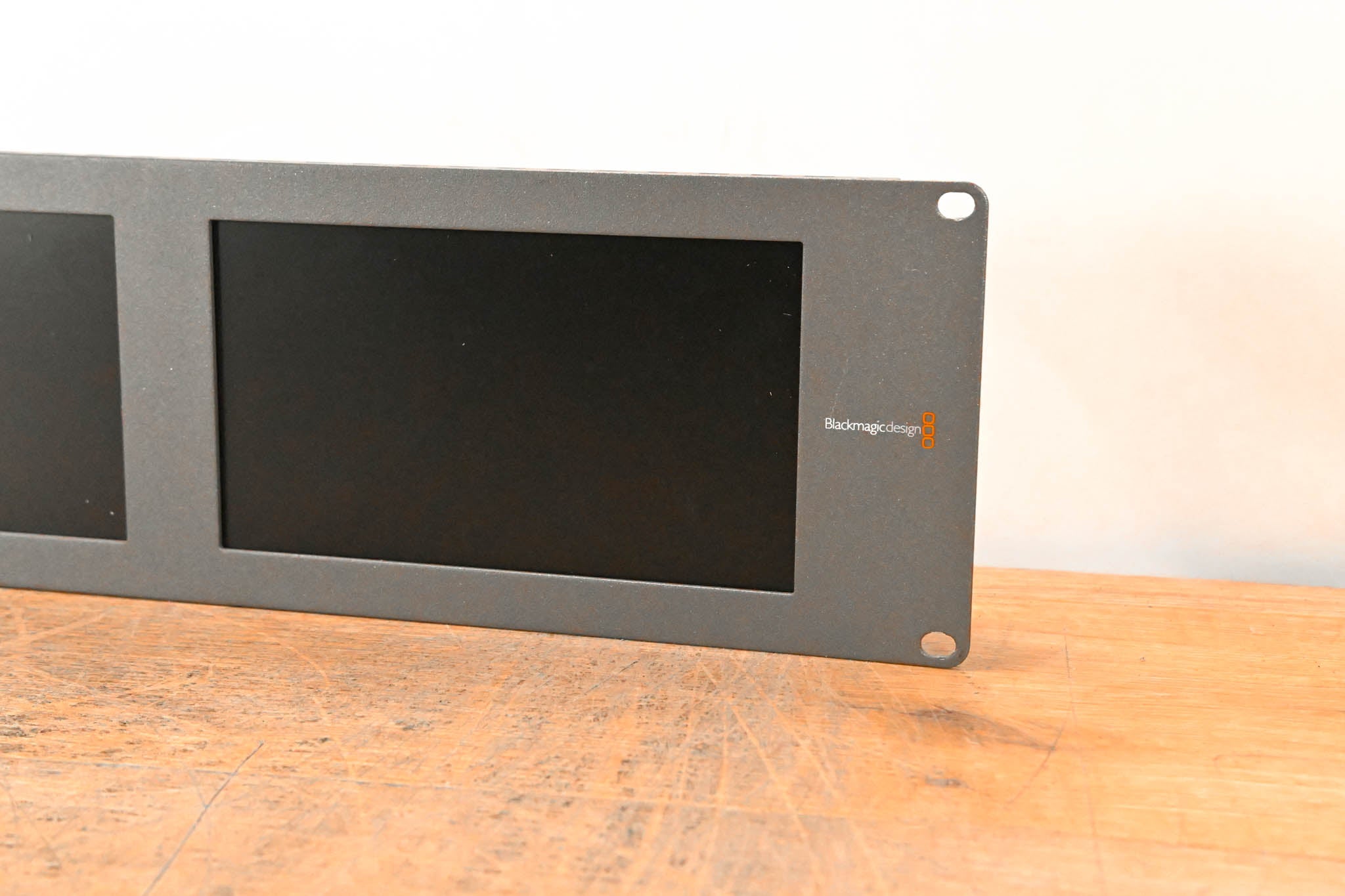 Blackmagic Design Smartview Duo Dual 8" LCD Monitors (NO POWER SUPPLY)