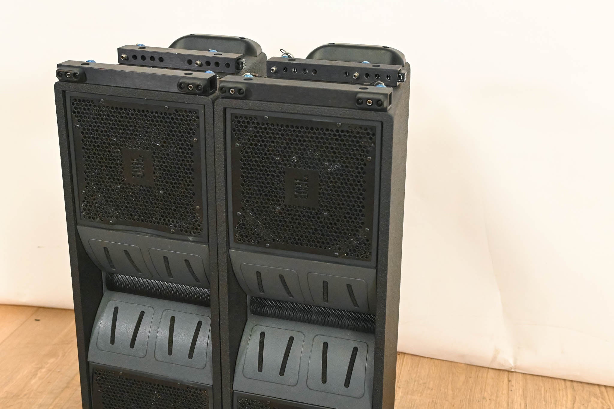 JBL VT4886 Dual 6.5" Passive Compact Line Array Loudspeakers (PAIR)