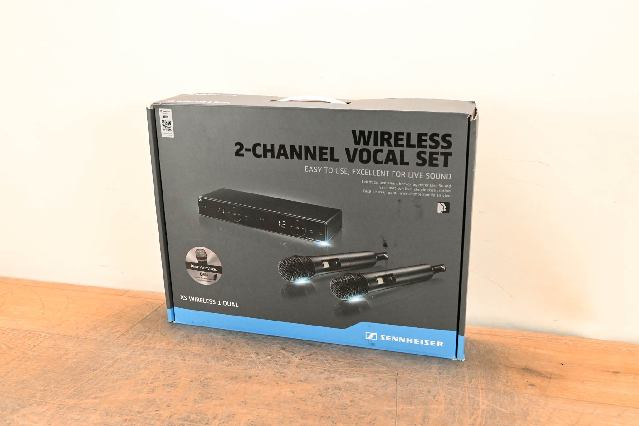 Sennheiser XSW 1-835 Dual-A 2-Channel Wireless System - A Range
