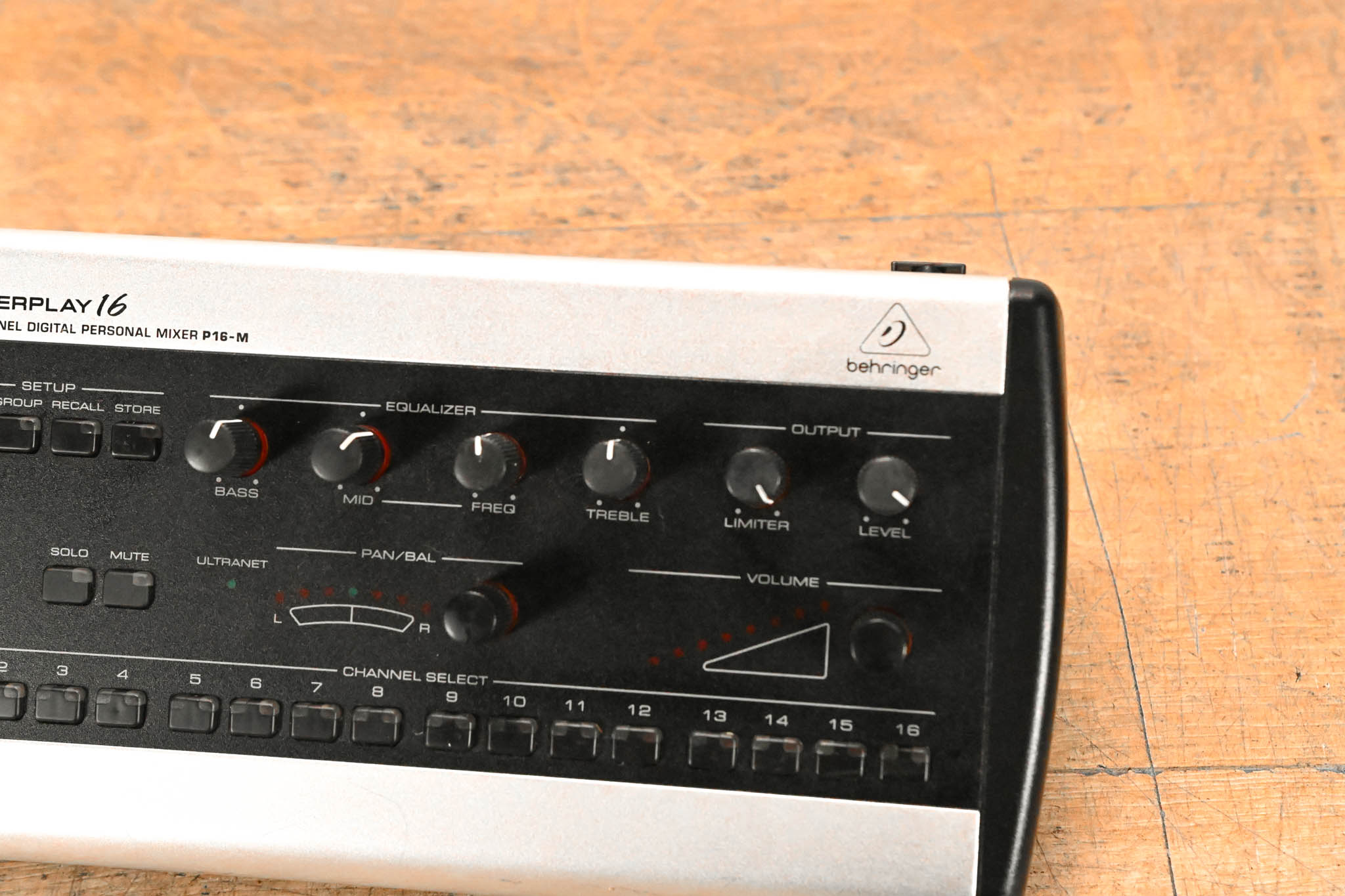 Behringer Powerplay P16-M 16-Channel Digital Personal Mixer