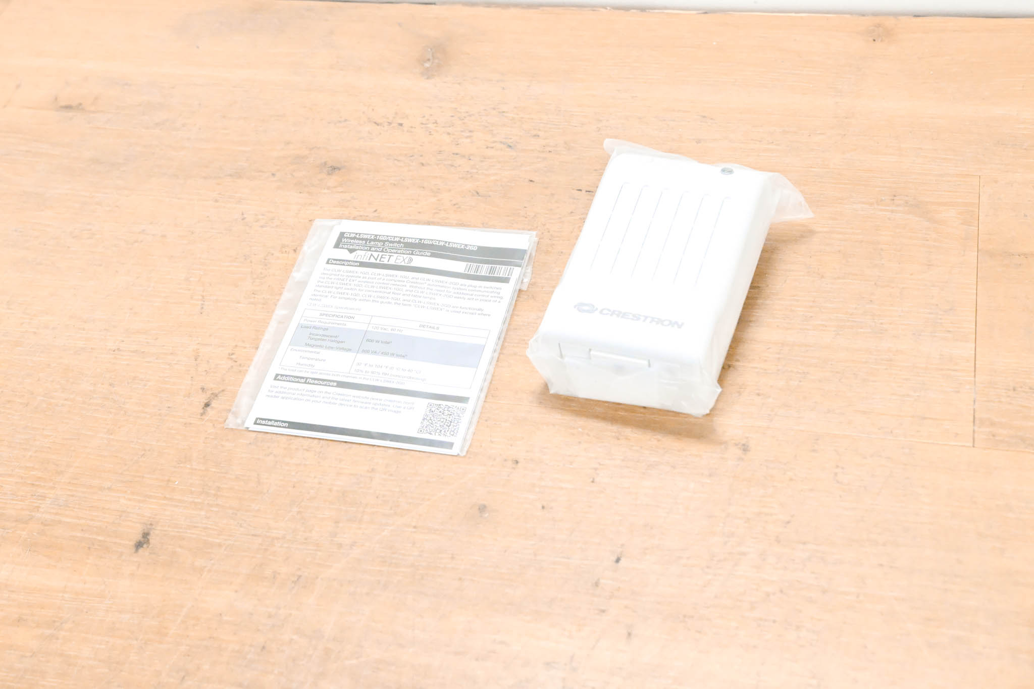 Crestron CLW-LSWEX-1GD-W-T Single-Channel Wireless Lamp Switch