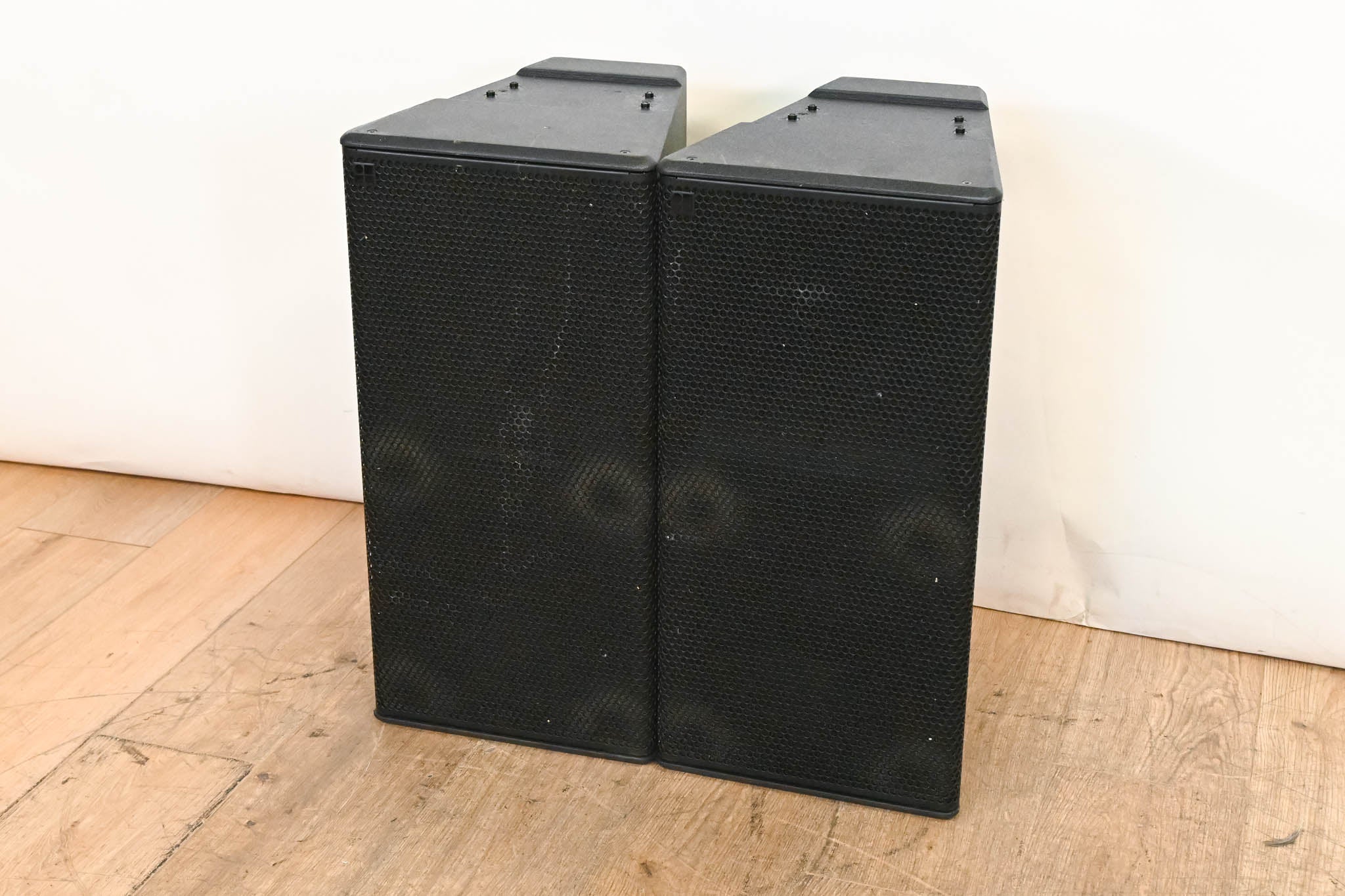 d&b audiotechnik 10AL Installation Two-Way Line Array Loudspeaker (PAIR)