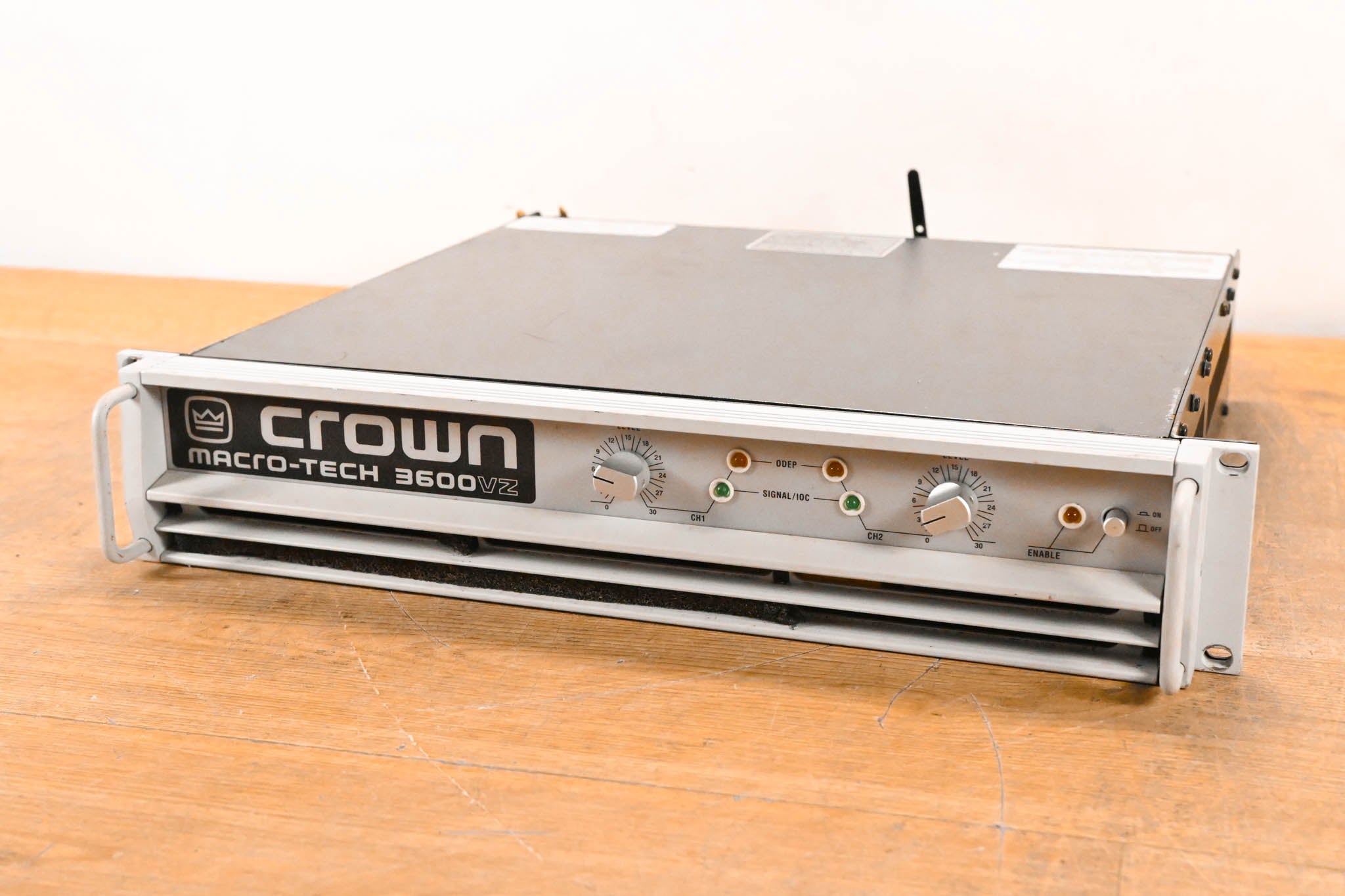 Crown Macro-Tech 3600VZ 2-Channel Power Amplifier