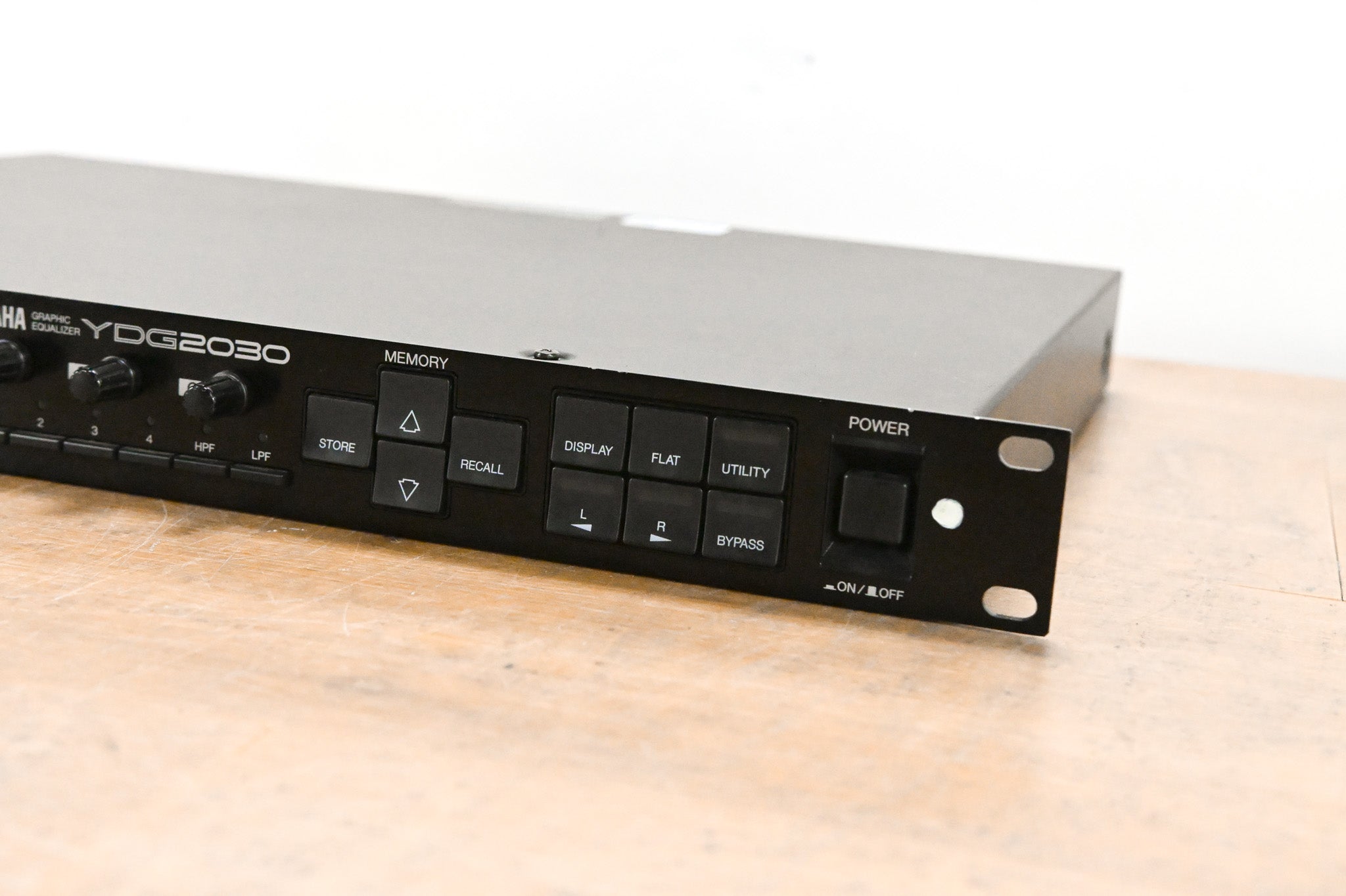 Yamaha YDG2030 Digital Graphic Equalizer