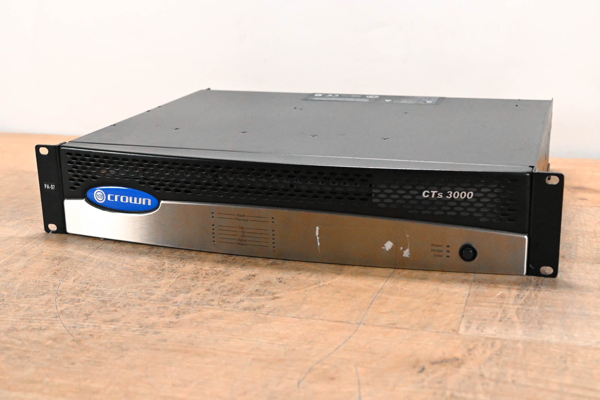Crown CTs 3000 Two-Channel 1500W Power Amplifier