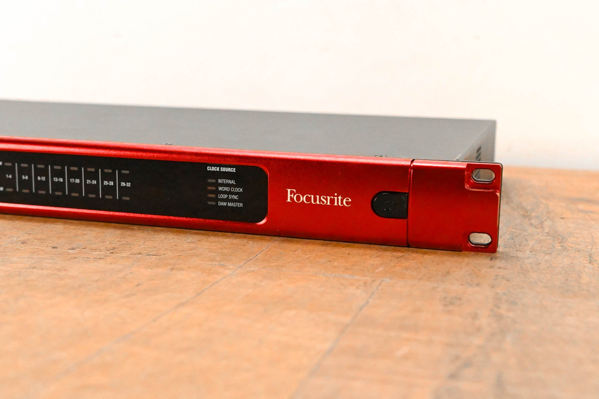 Focusrite RedNet HD32R 32 x 32 Dante Network Digital I/O HD Bridge