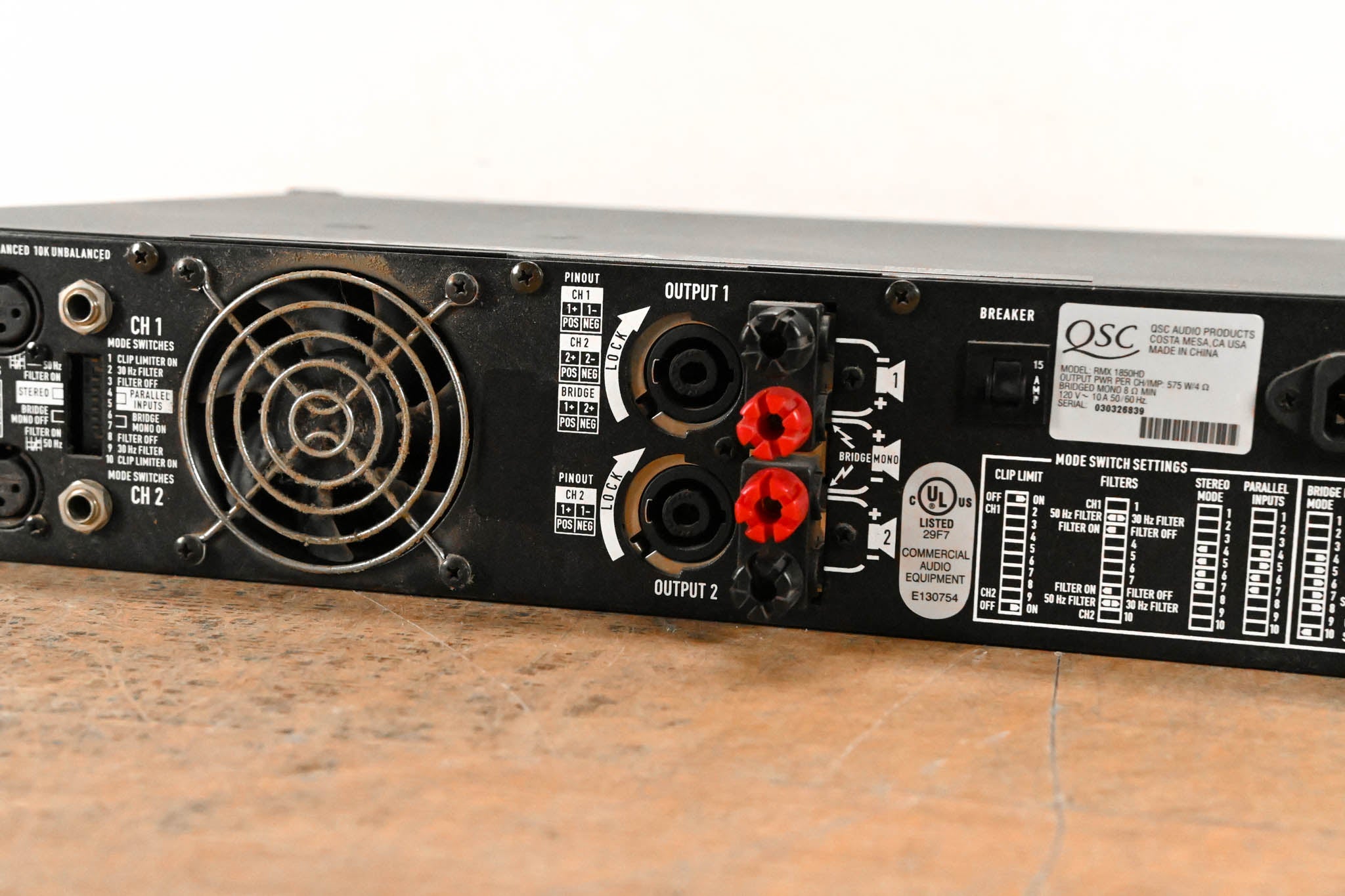 QSC RMX1850HD 2-Channel Power Amplifier