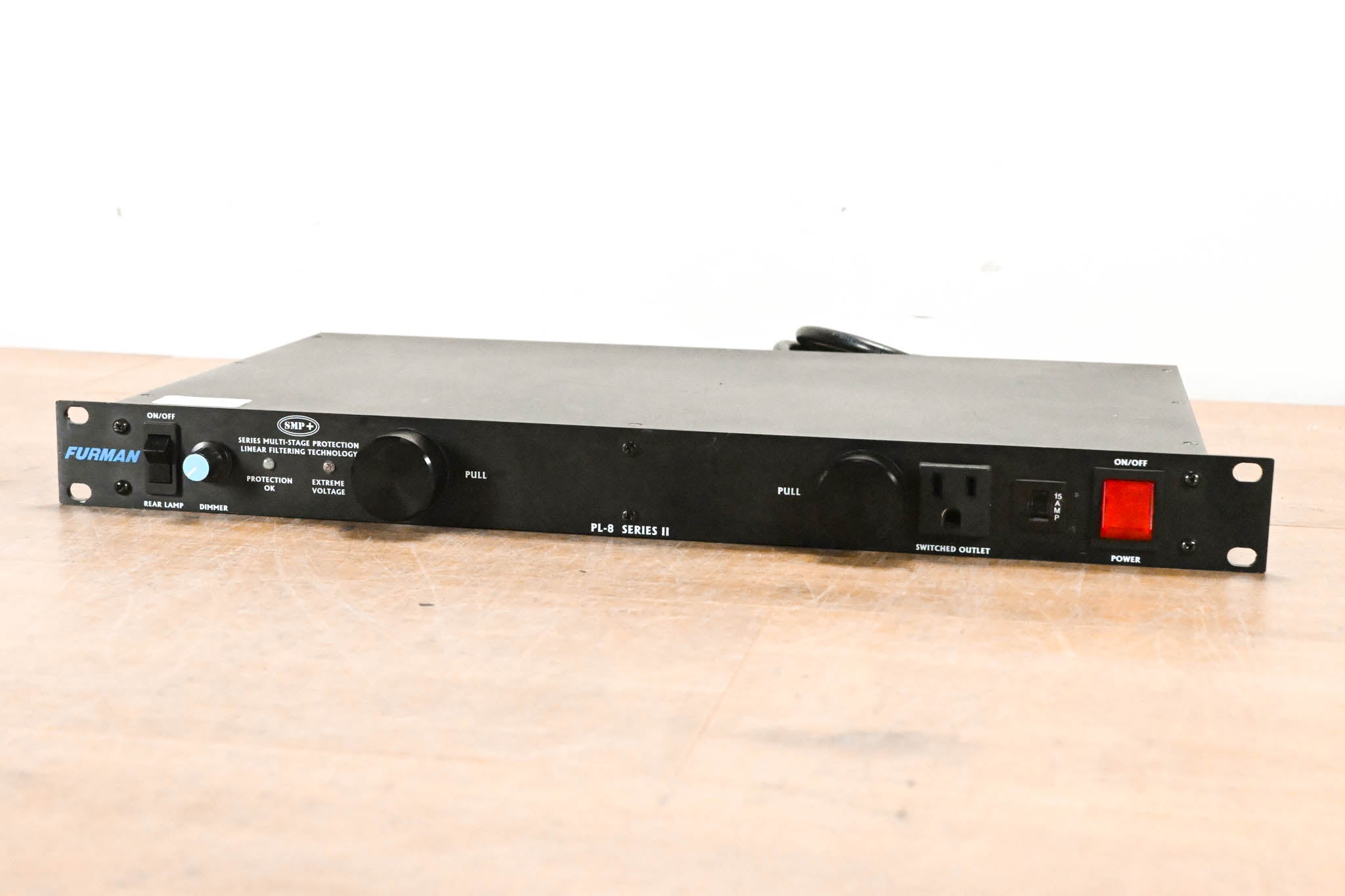 Y1126 gfc GNRF8-200 Satin CB アウトレット Furman PL-8 Series II 8-Outlet Rackmount Power Conditioner CG014CN