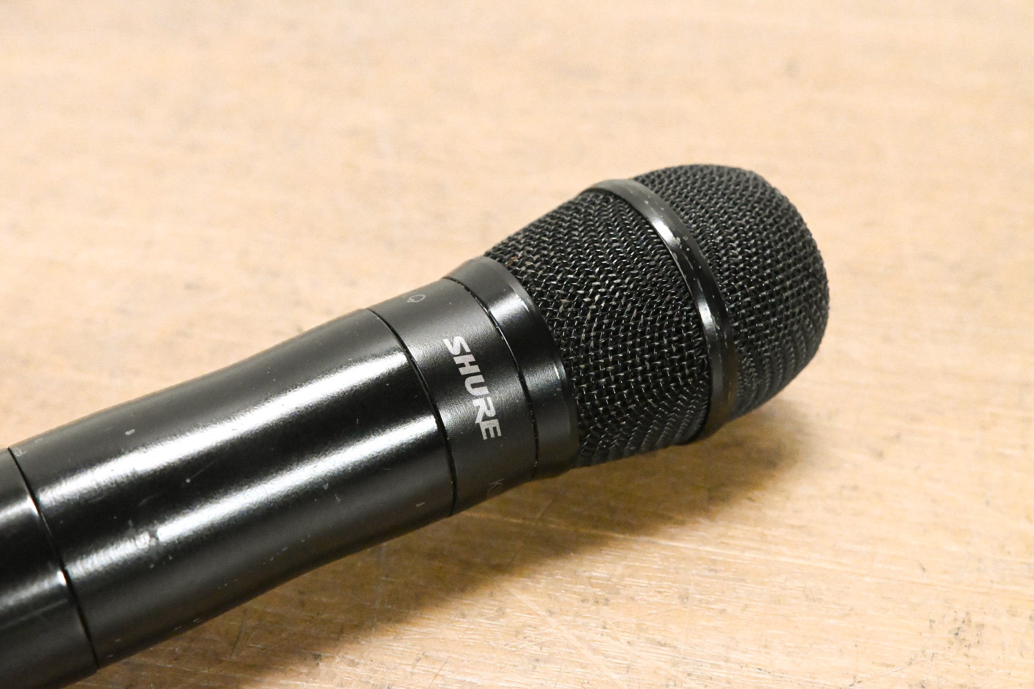 Shure QLXD24/KSM9HS Digital Handheld Wireless System - G50 Band (NO PSU)