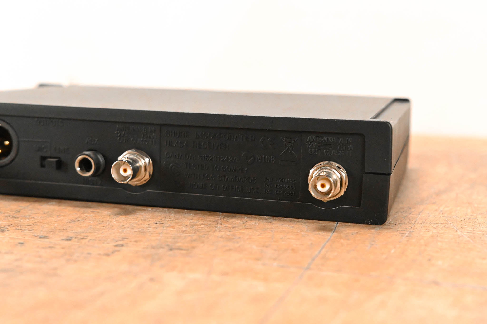 Shure ULXS14 Bodypack Wireless System - J1 Band: 554-590 MHz