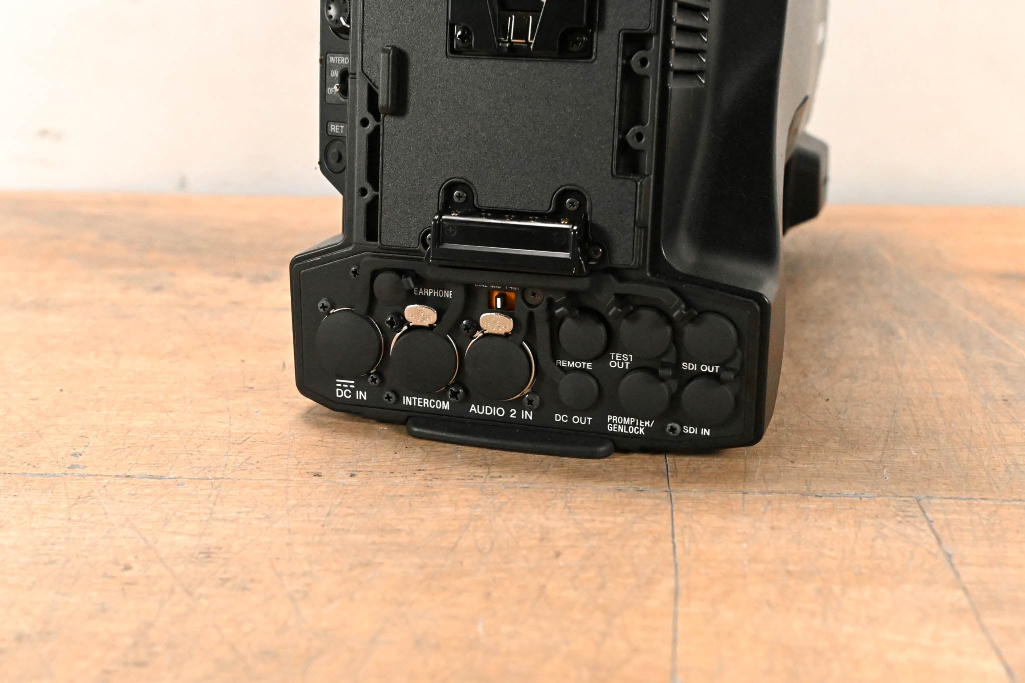 Sony HXC-D70 HD/SD Studio Camera