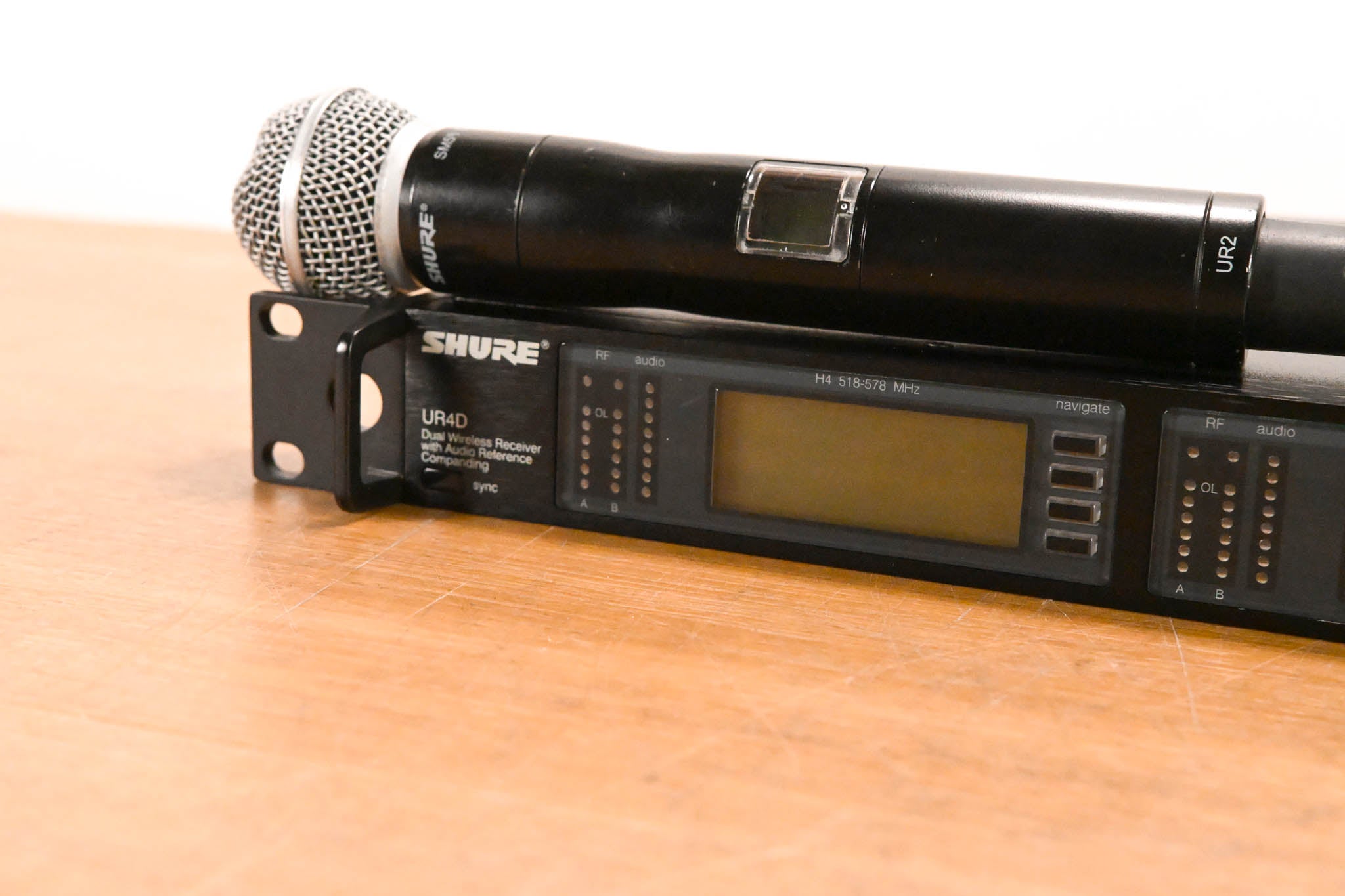 Shure UR4D Wireless Receiver w/ UR2/SM58 Handheld Transmitter - H4 Band