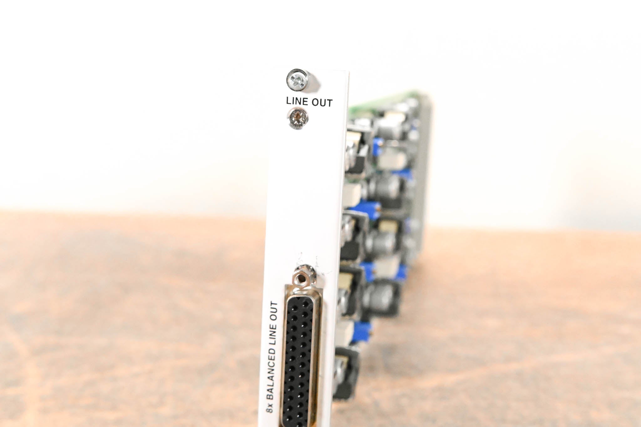 Studer 8-Channel Analog Line Out Card for D21m & D23m Modular I/O System