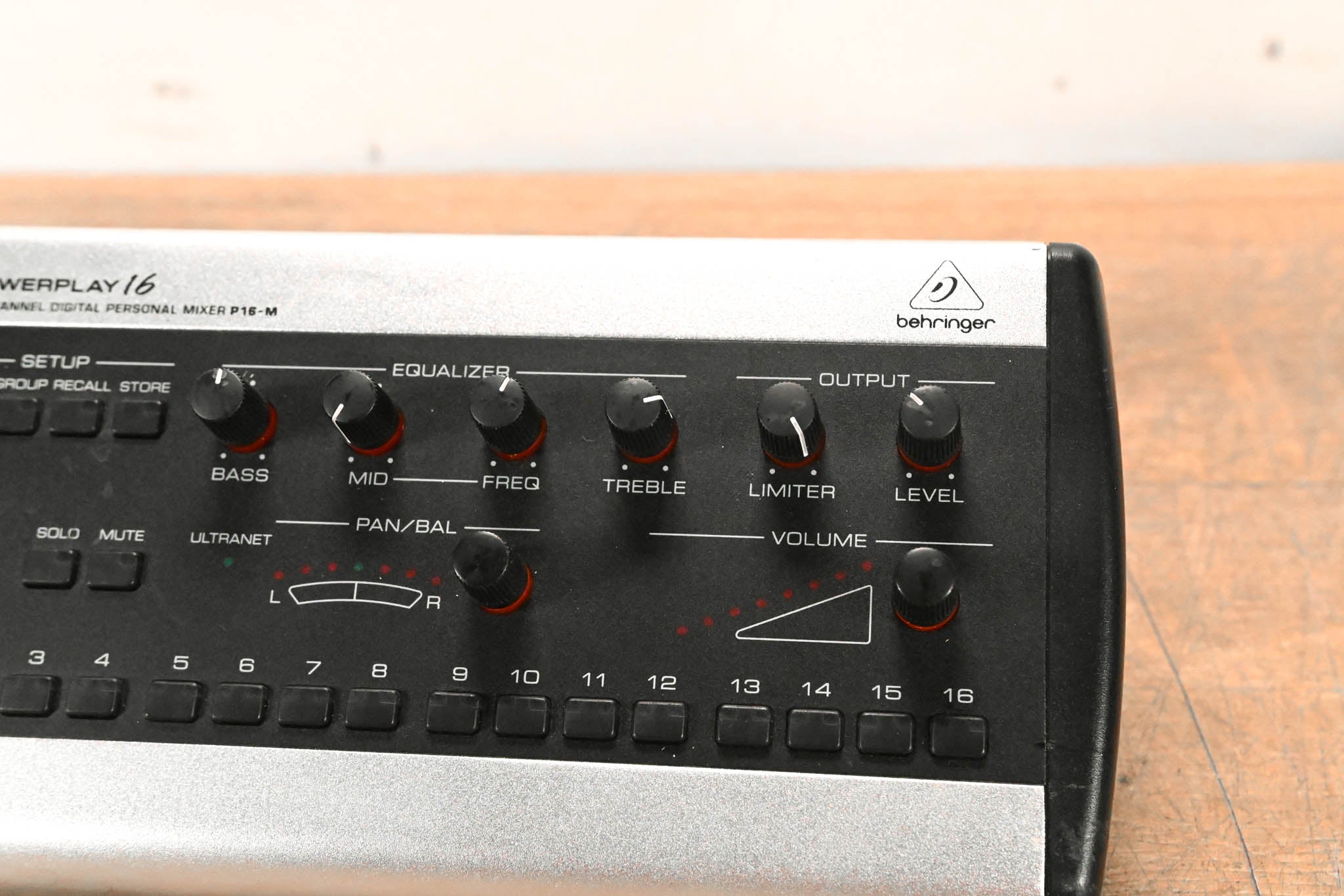 Behringer Powerplay P16-M 16-Channel Digital Personal Mixer
