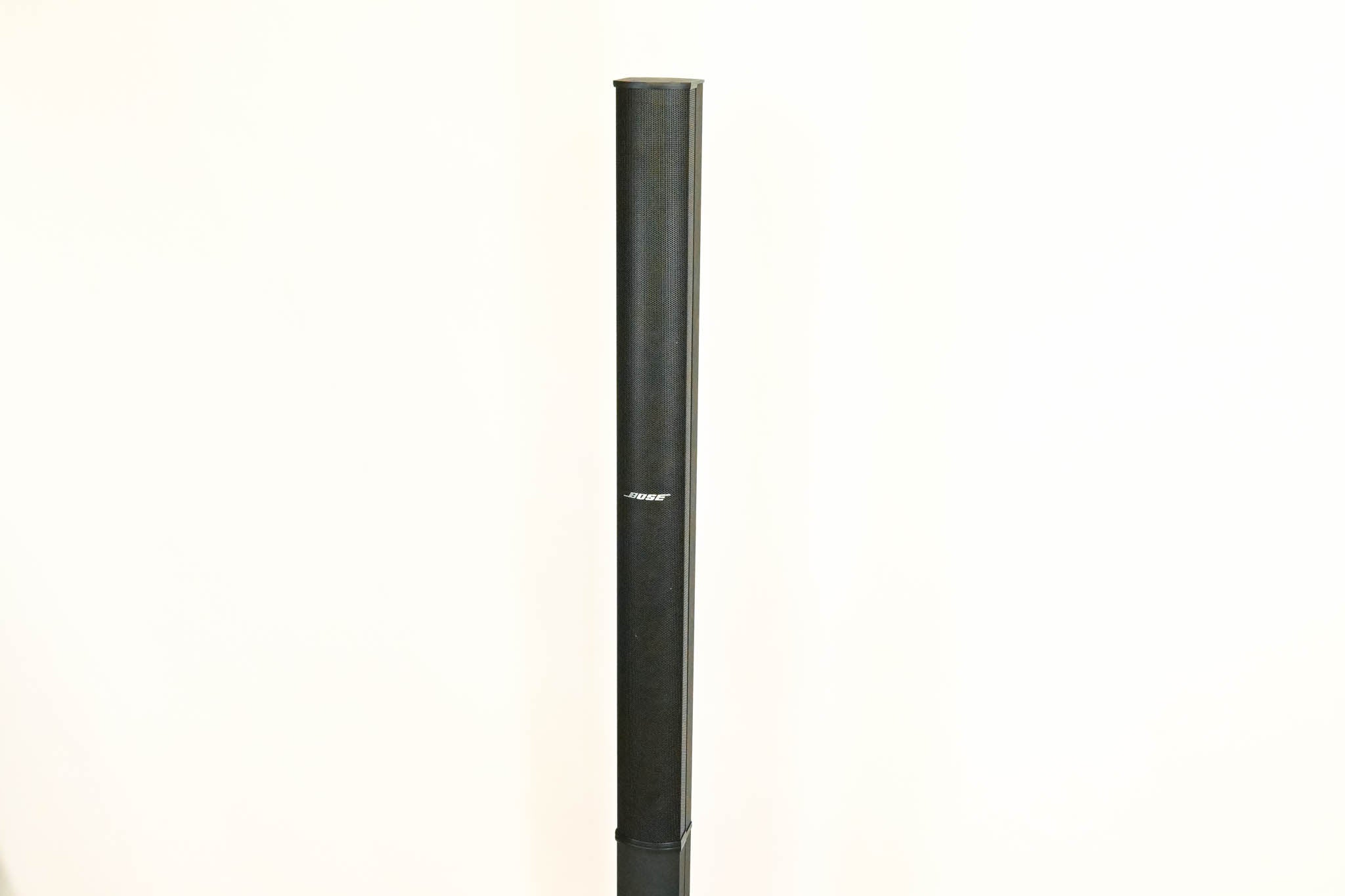 Bose L1 Model 1S with B2 Bass Module - Portable PA System